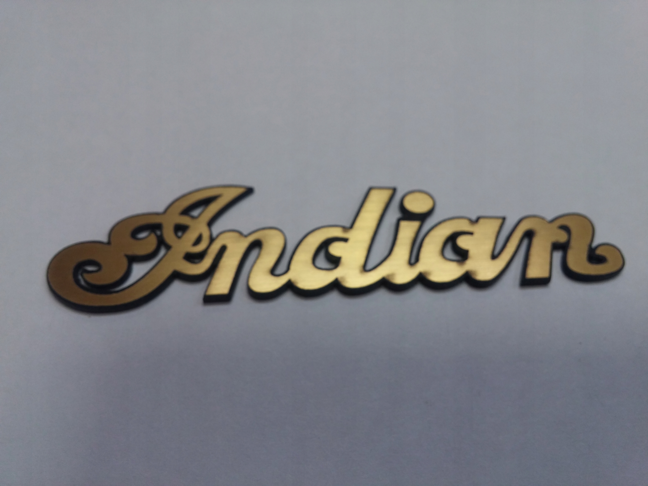 

Indian naklejka emblemat 75 x 20 mm *złota