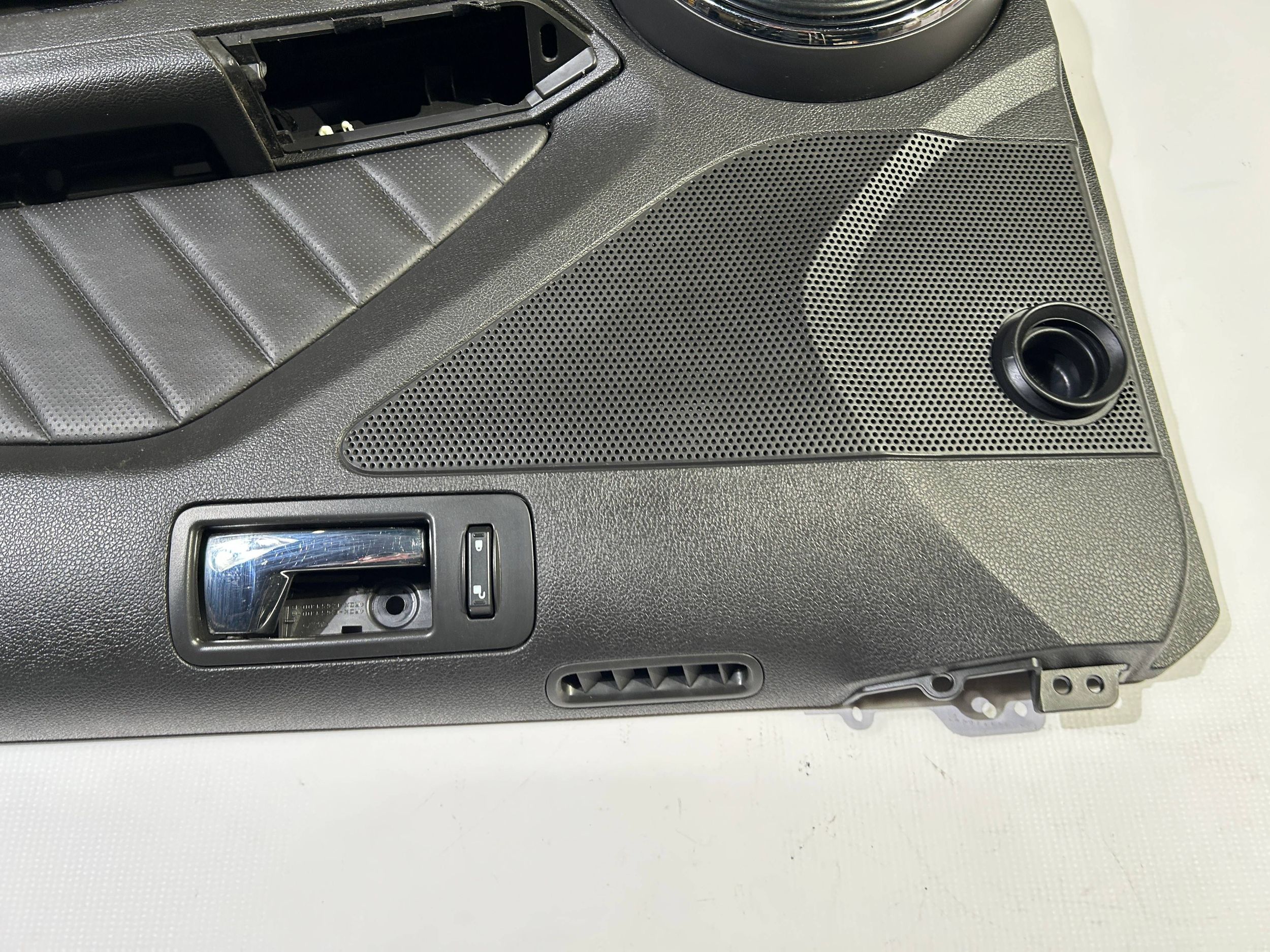 side upholstery side door right prawych Ford Mustang Premium V 2010