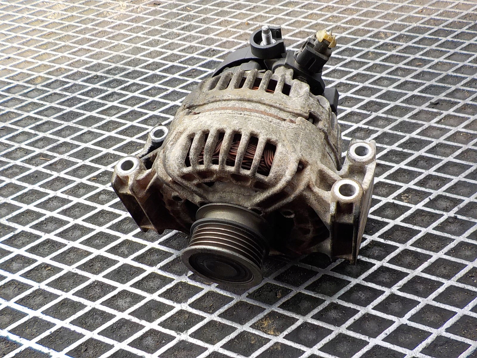 SAAB 9-3 2.0 B alternator 0124425061 13229989