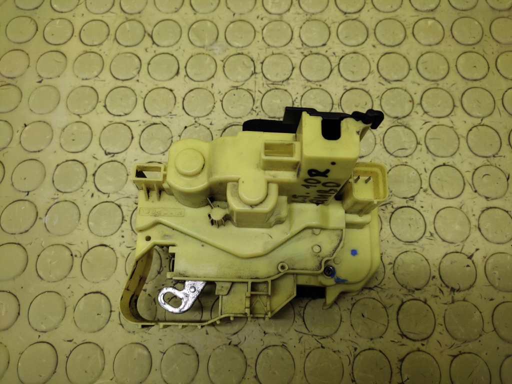 FIAT QUBO lock door left rear part