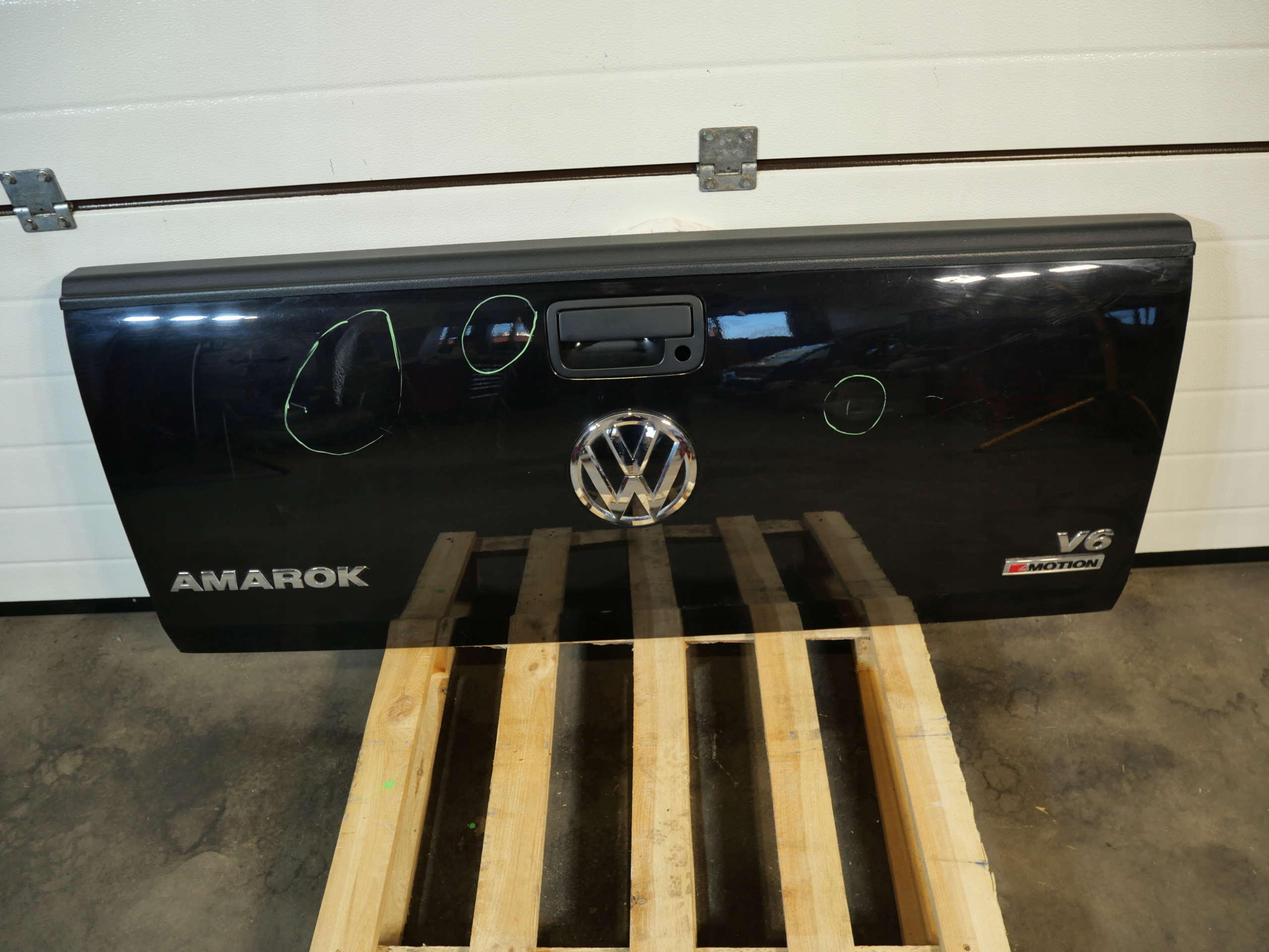 VW AMAROK heckklappe kofferraumdeckel Abdeckung heck