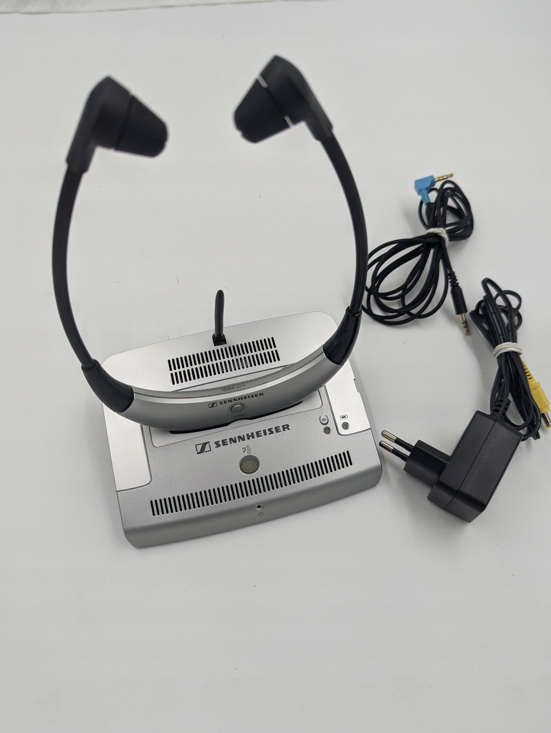 S uchawki bezprzewodowe Sennheiser RS 4200 II Sklep Opinie
