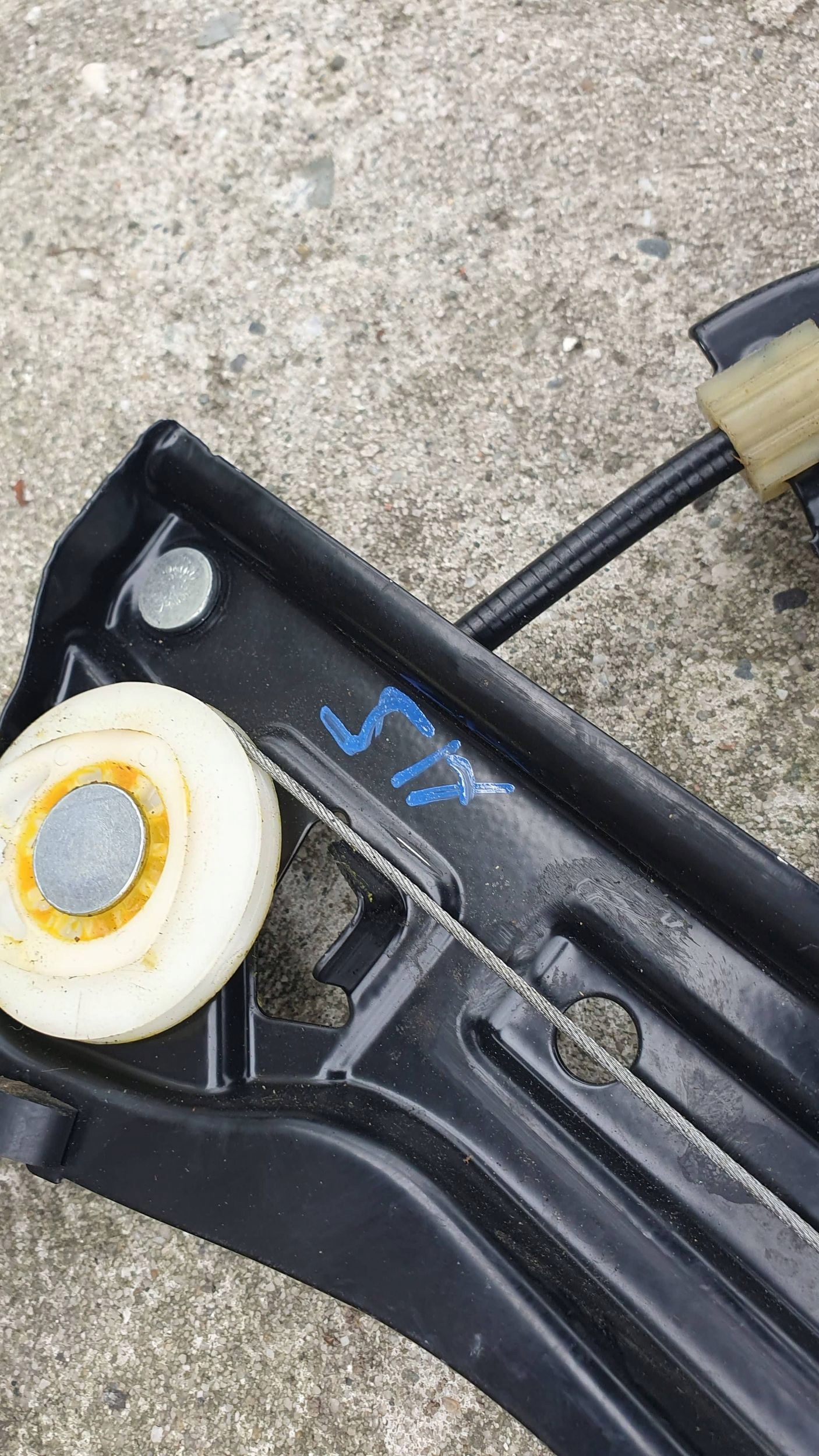 Audi A6 8K0 window regulator right front