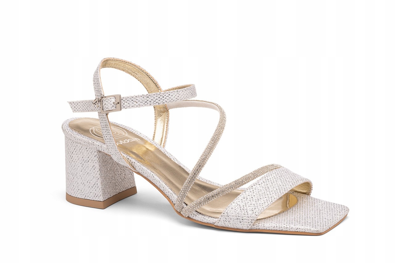Sandály čtvercové nízké s ozdobnými pásky stříbrné Butdam 36