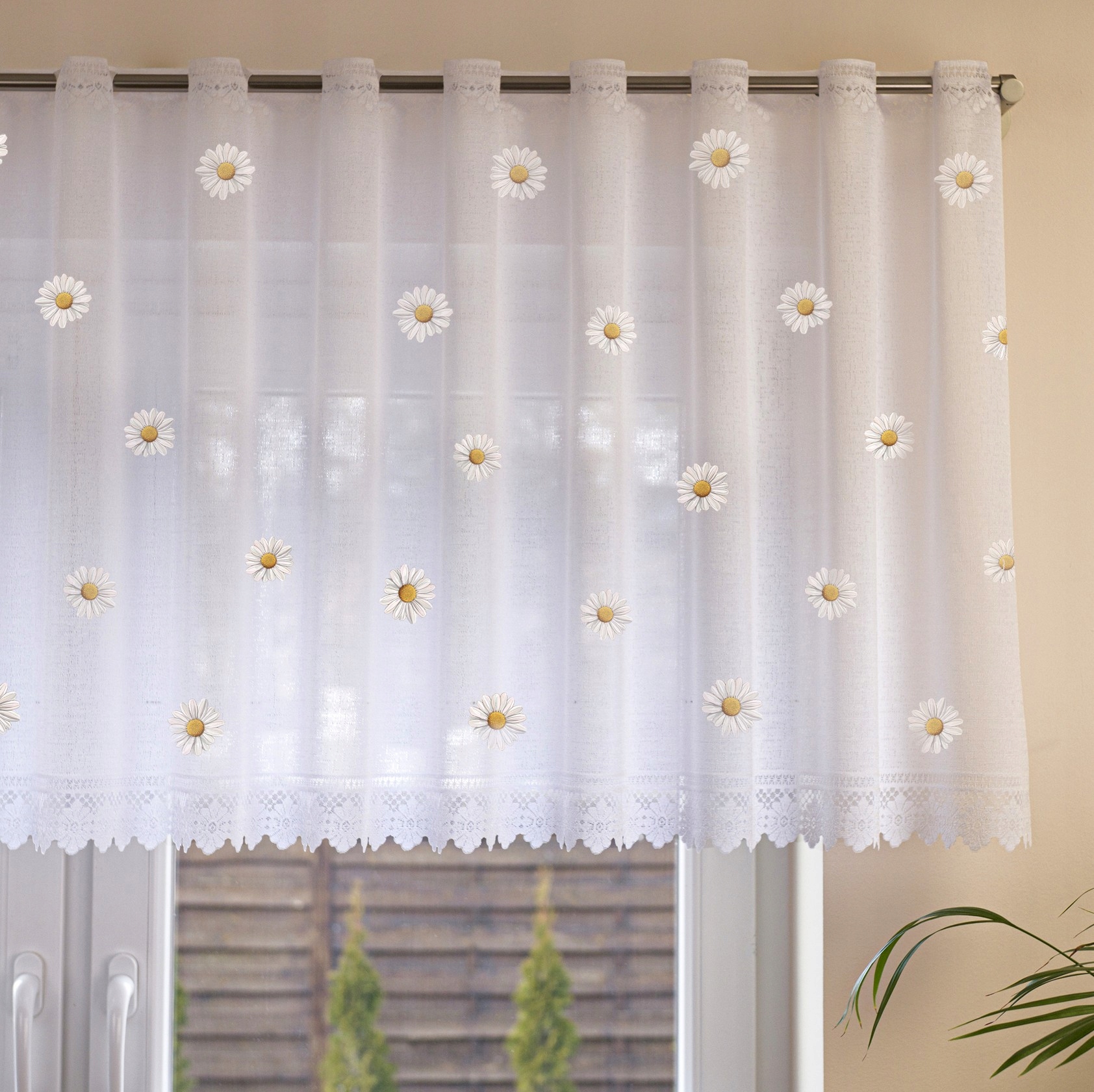 Stokrotki firana, zazdrostka, żakard, gotowa rozm. 300x70cm (z obszyciem)