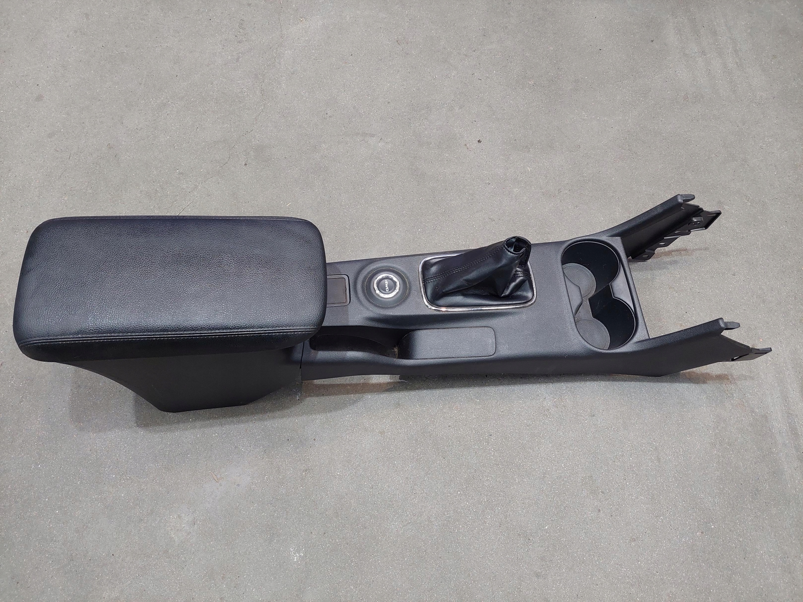 МОДЕЛЬ MITSUBISHI OUTLANDER 3 III