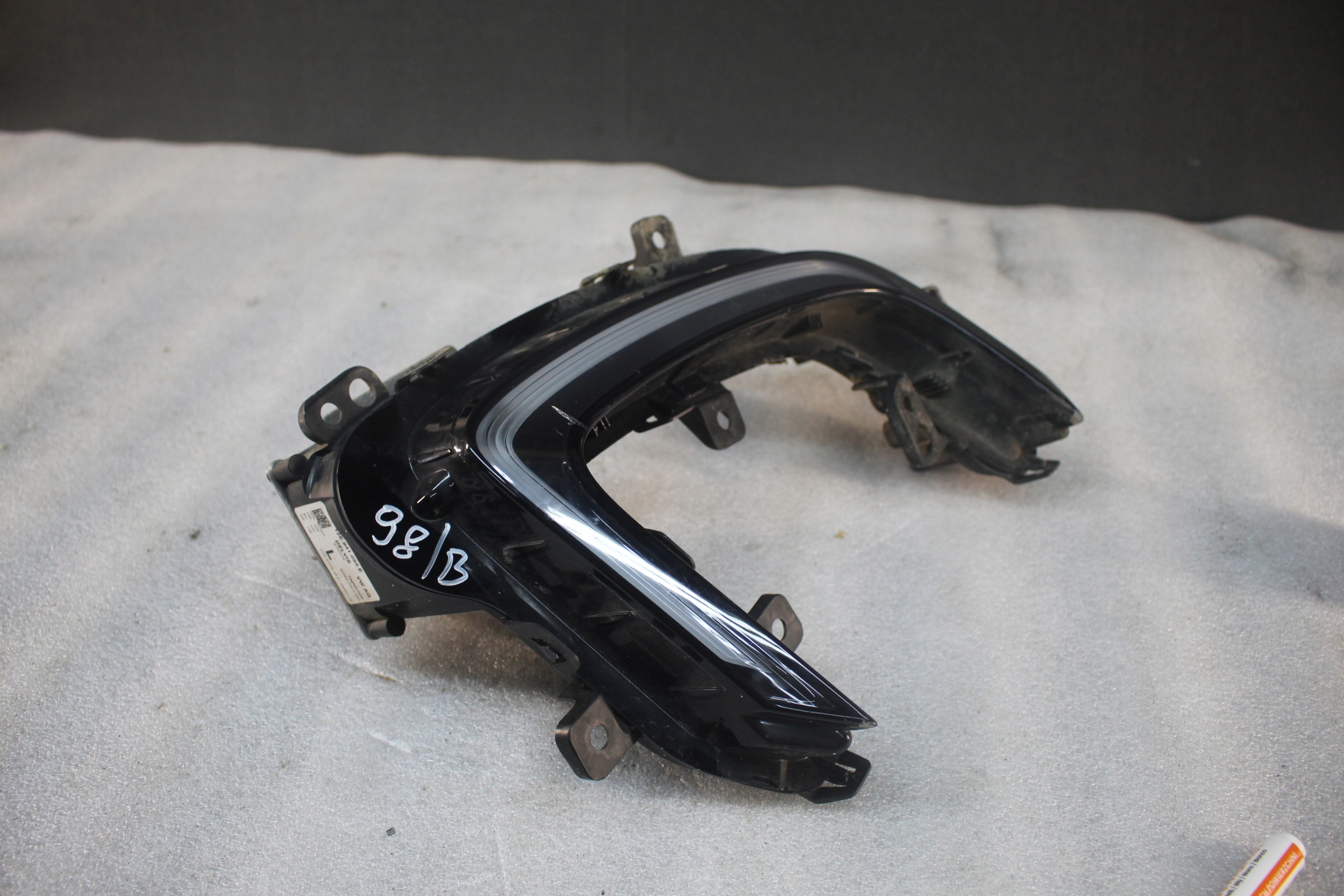 led левый volkswagen vw UP 12E941055E