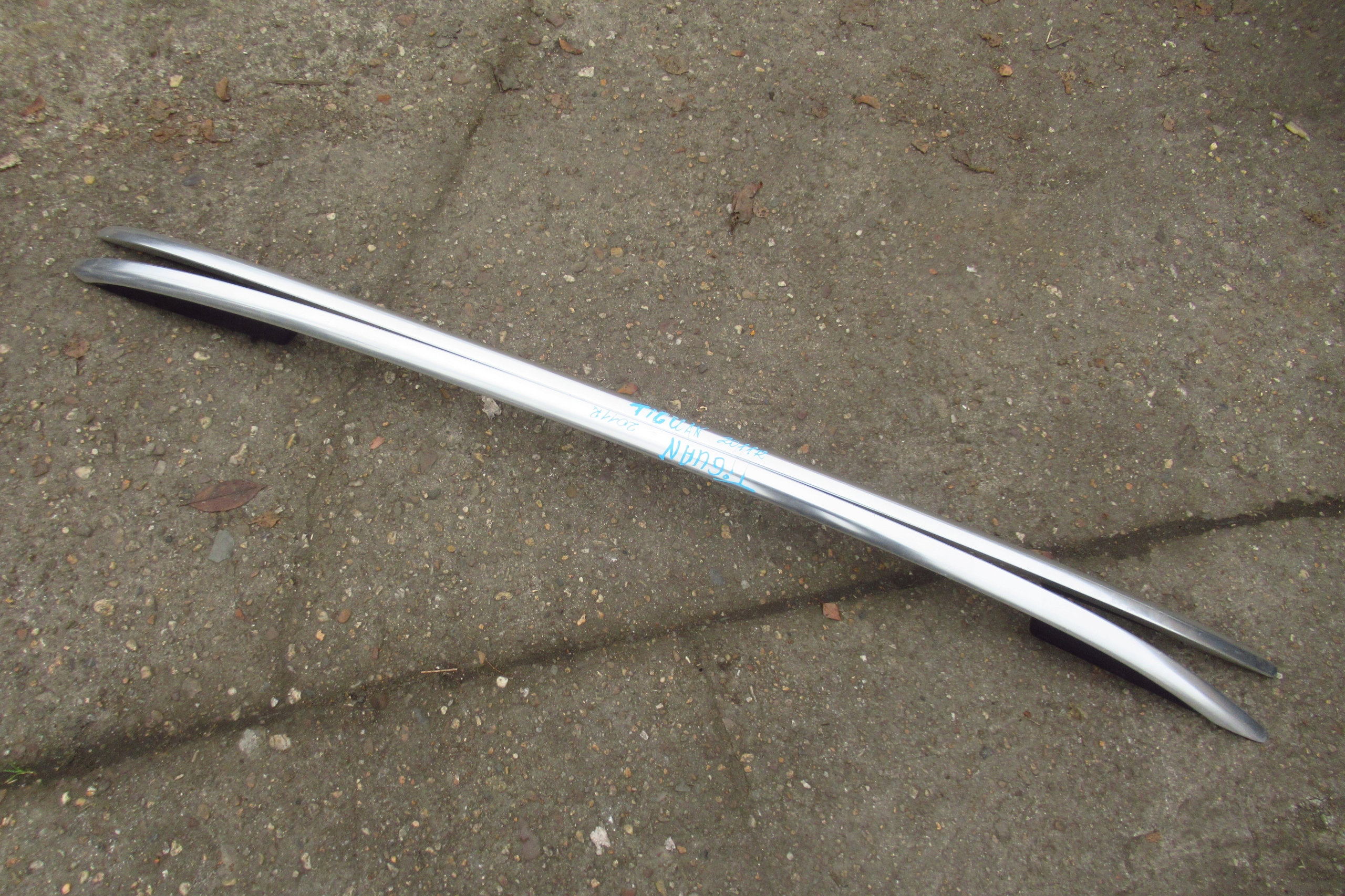 VW TIGUAN 11R Dachreling dach KOMPLET