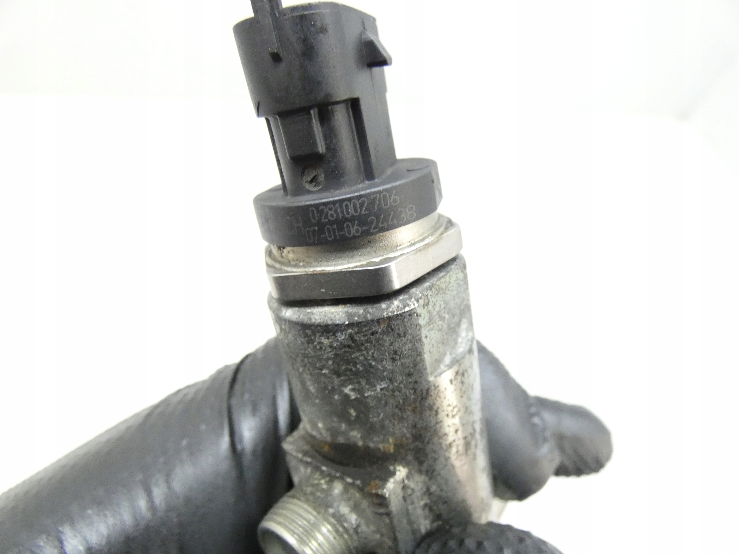 injection ramp sensor OPEL VECTRA C 02-08 1.9 CDTI 120KM 55197370