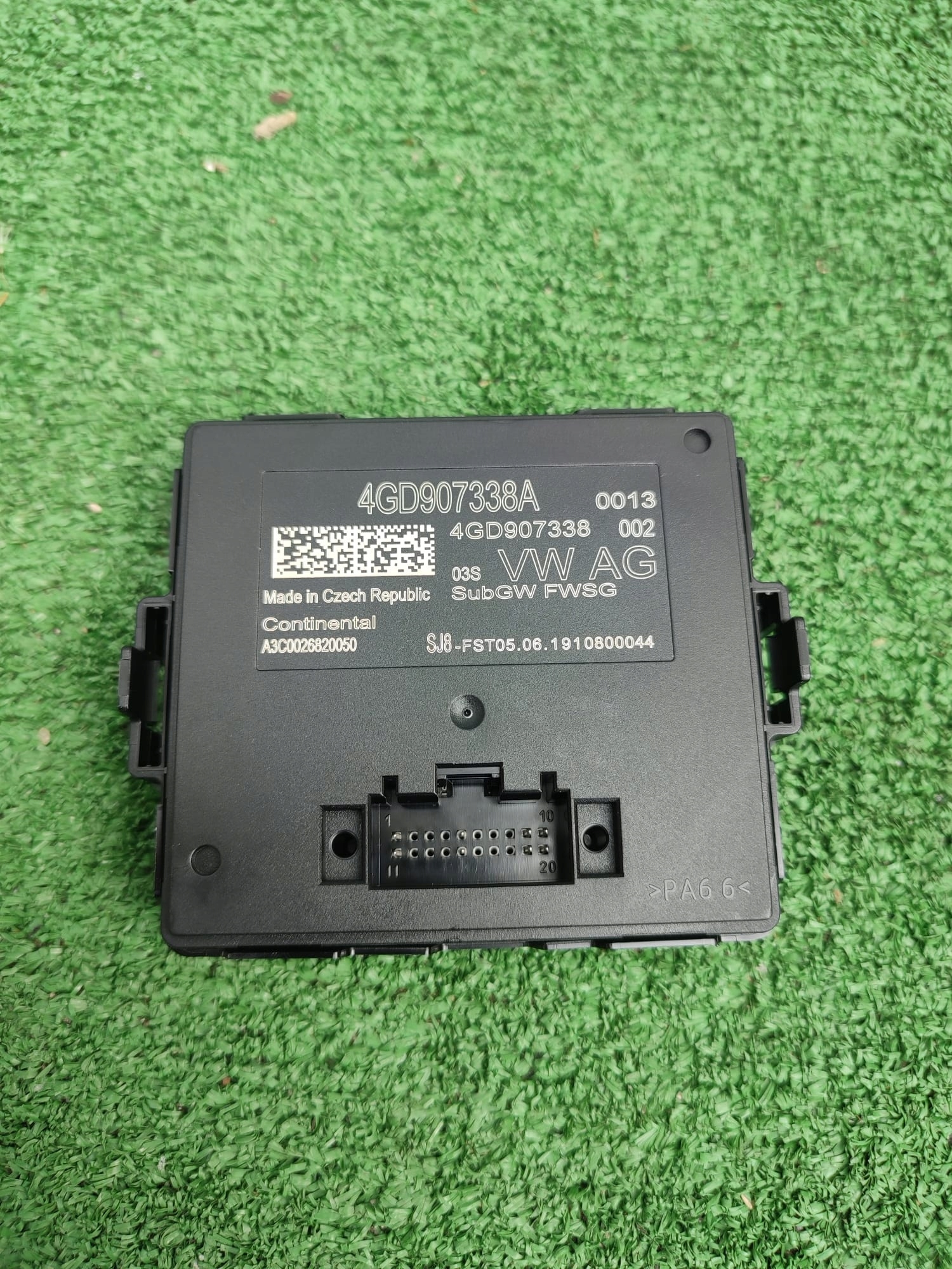 AUDI E TRON 4KE MODUŁ STEROWNIK ŚWIATEŁ 4GD907338A