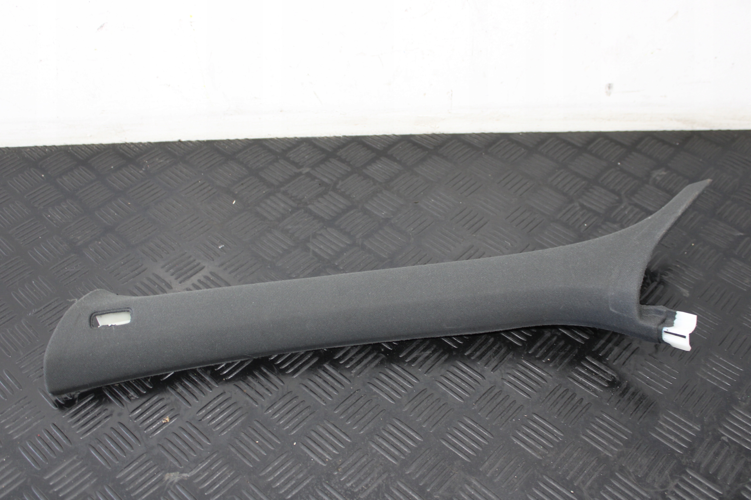 cover pillar A left front AUDI Q5 8R0 8R0867233B