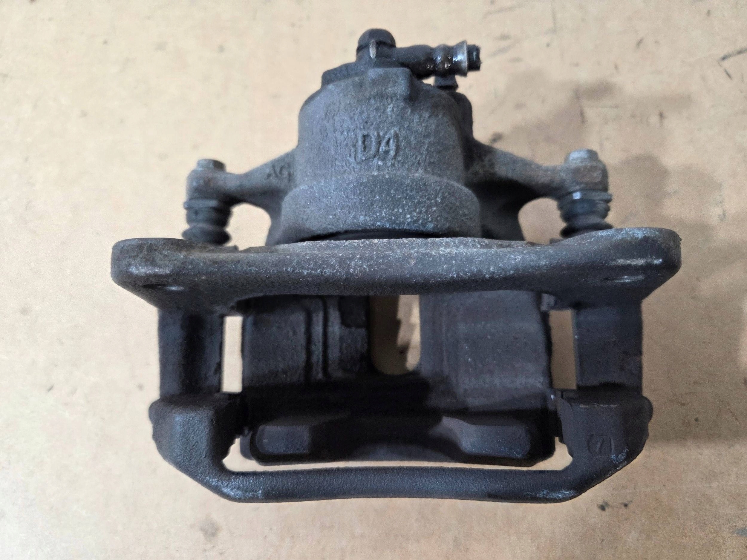 Toyota C-HR and caliper brake front right (B822)