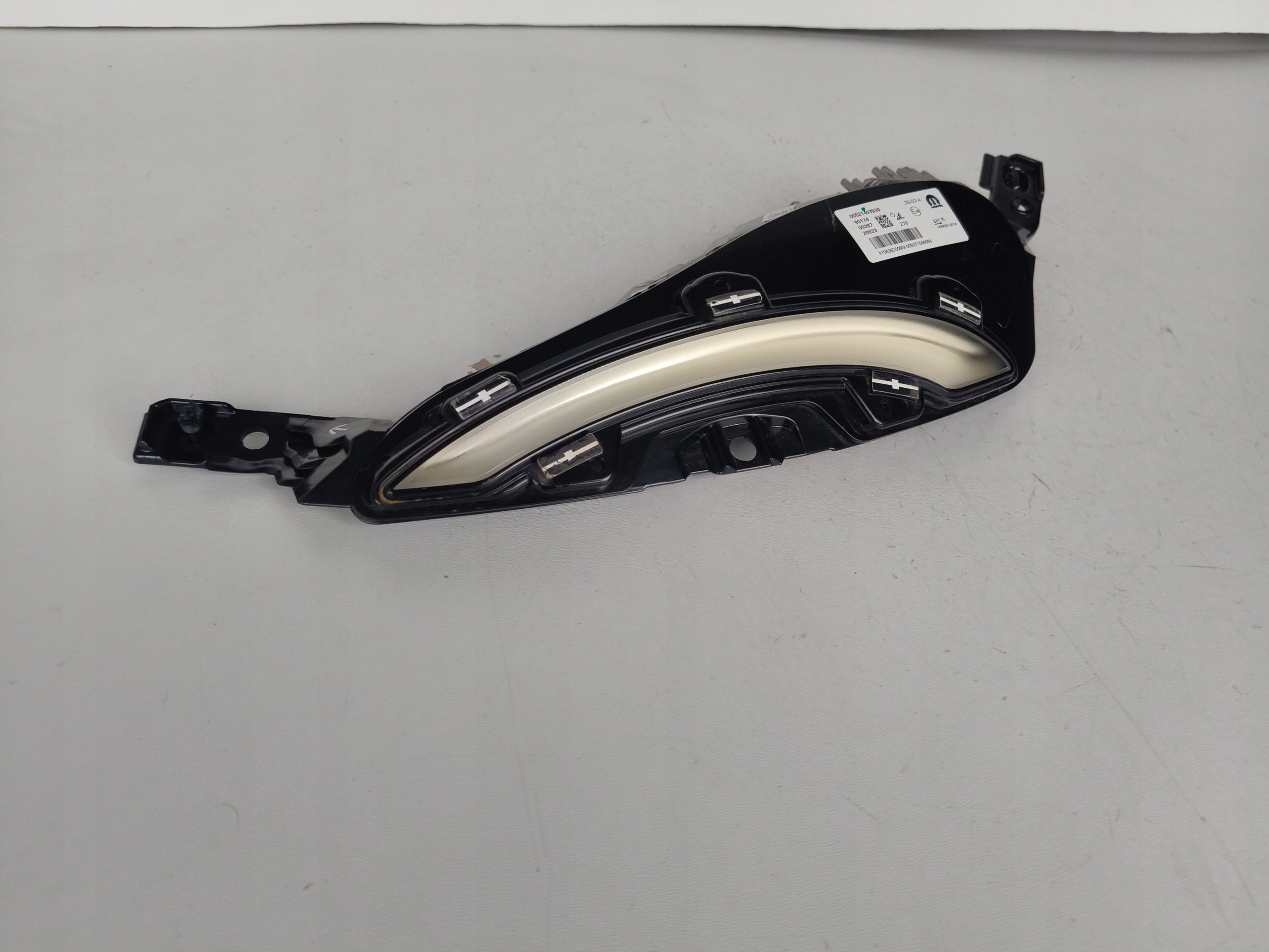 Nebelscheinwerfer links LED DRL FIAT 500 II 20