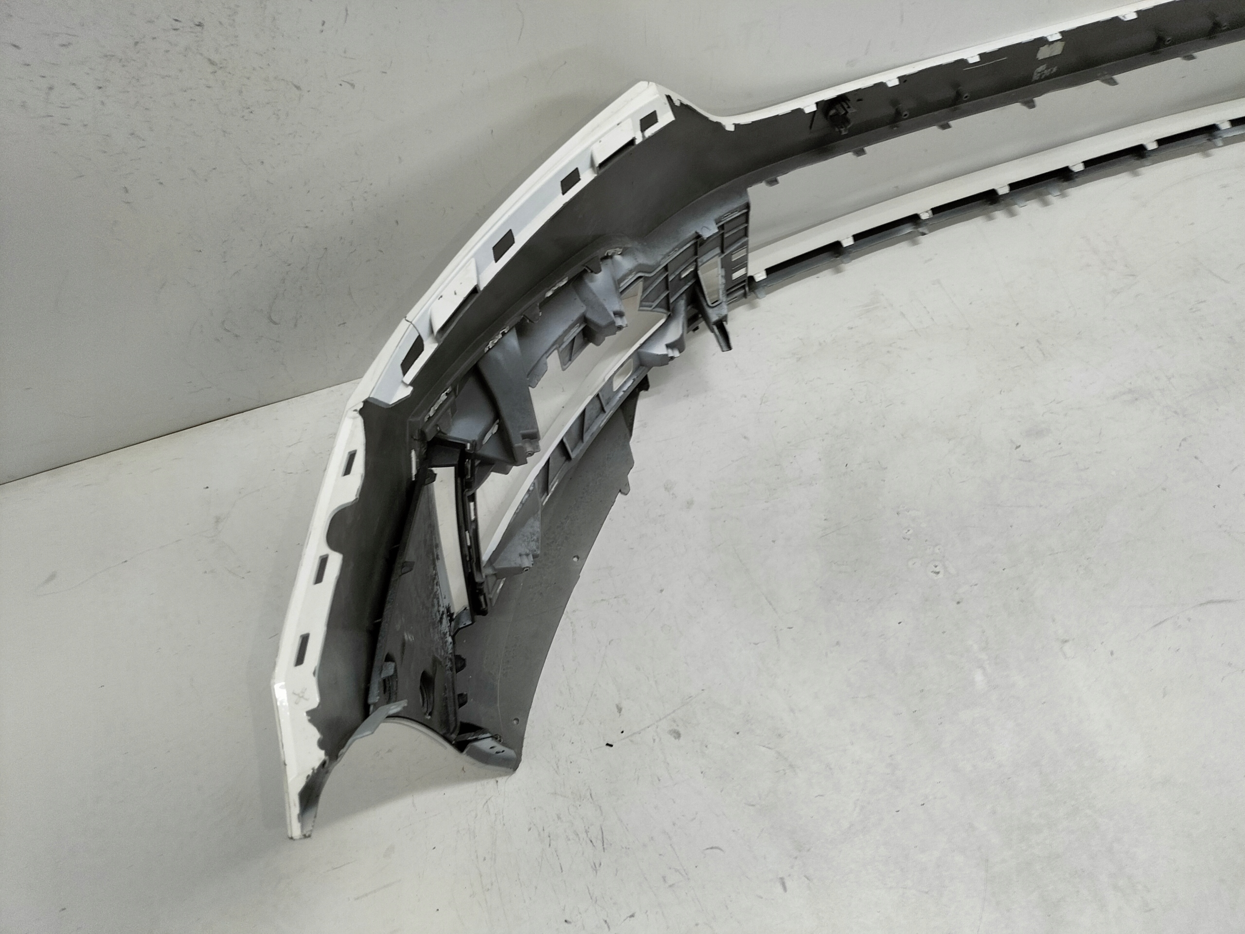 Frontstoßstange vorne SKODA OCTAVIA 4 IV 19