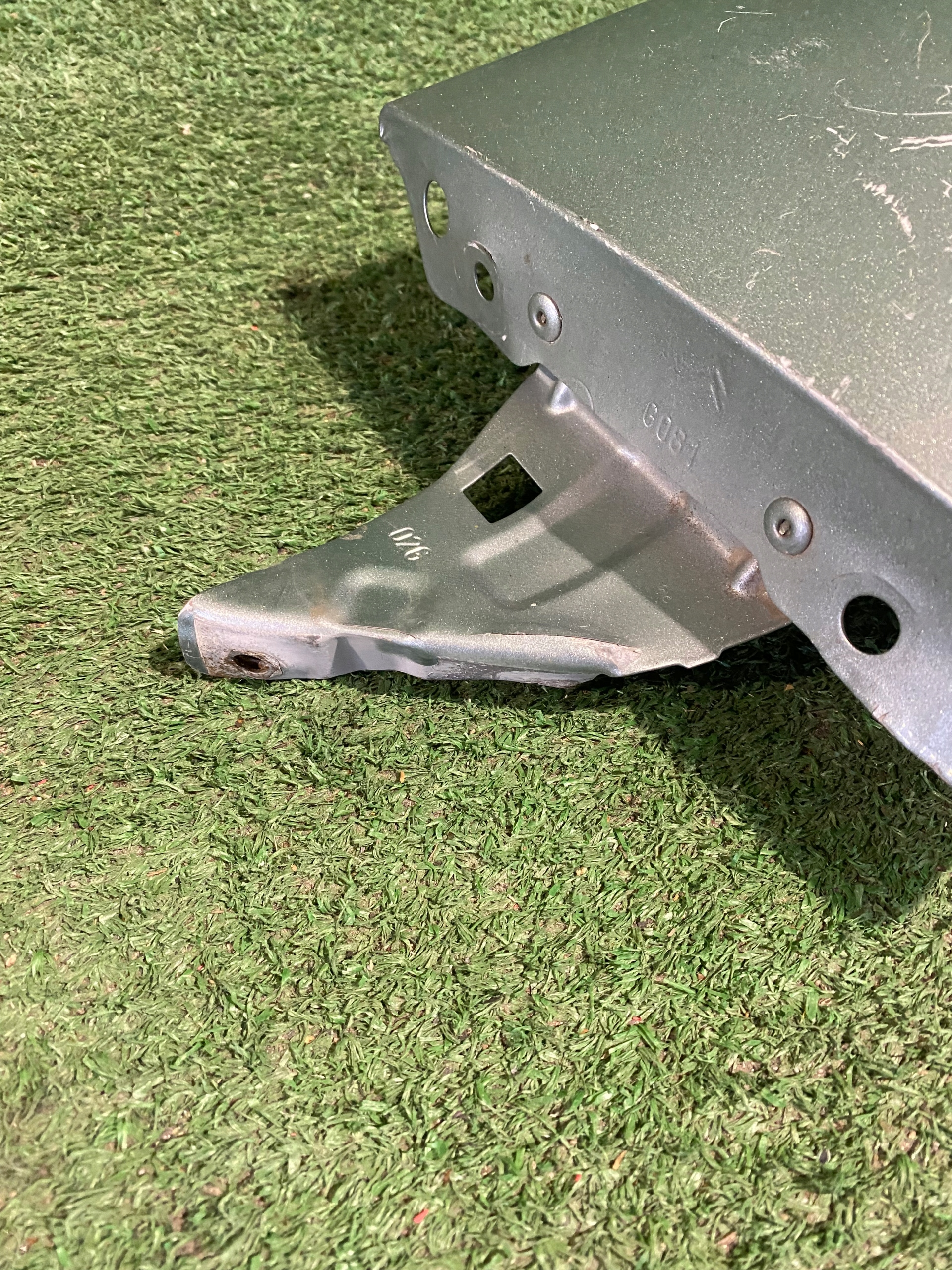 fender front left CITROEN C4 II