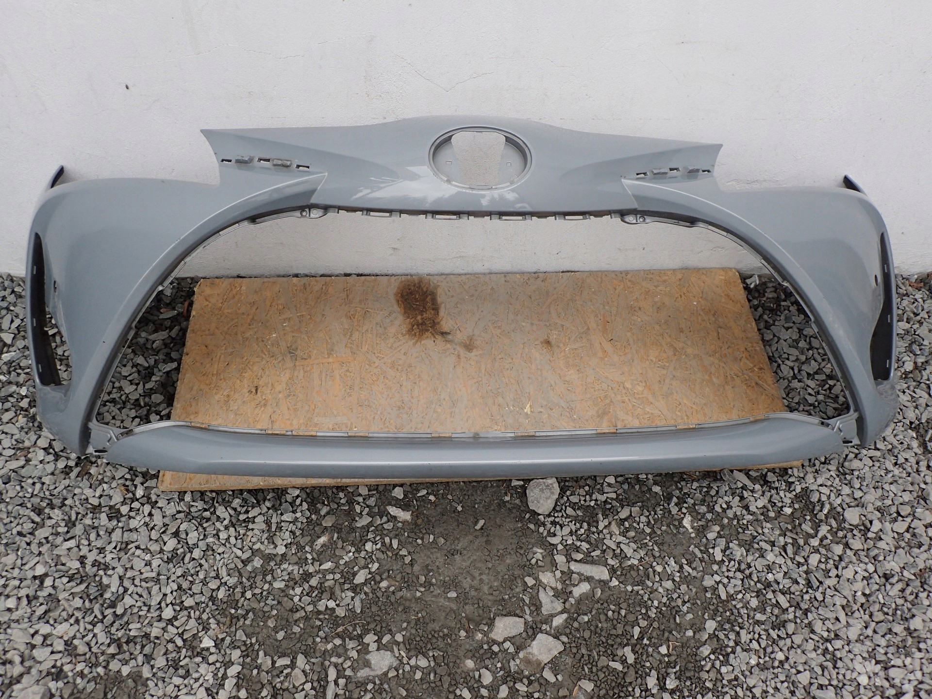 bumper front front TOYOTA YARIS 3 III LIFT 17