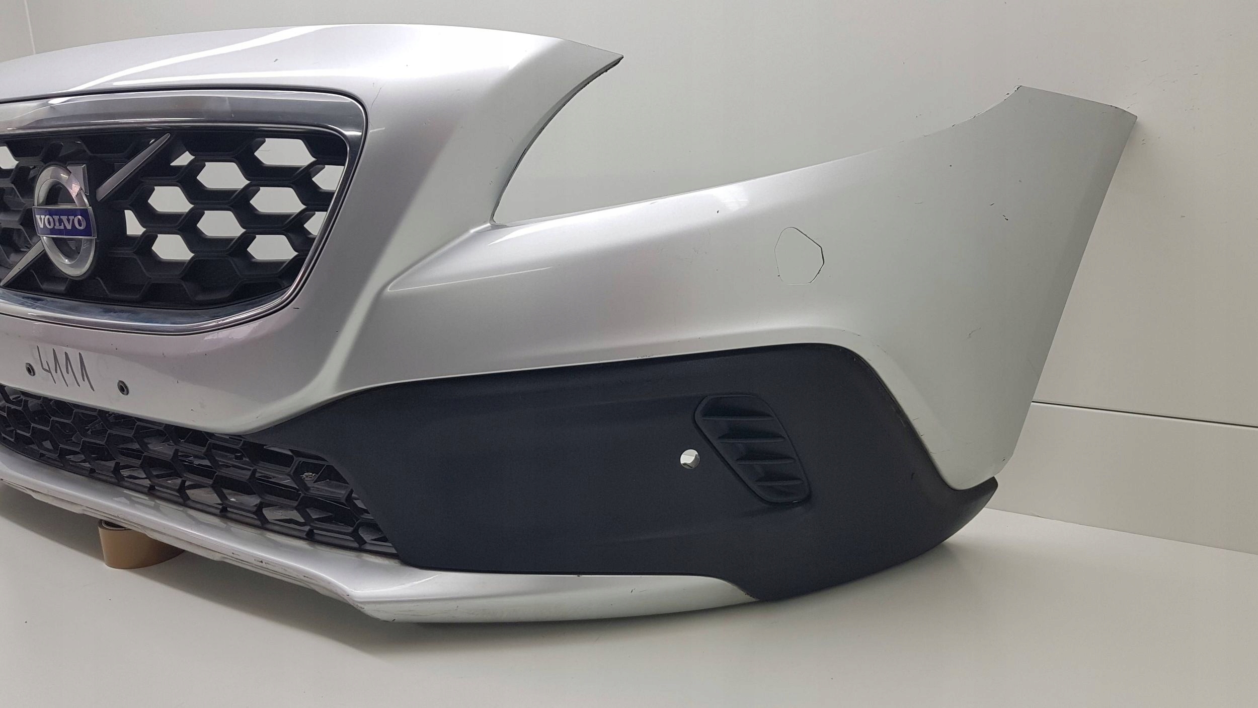 VOLVO V40 XC40 CROSSCOUNTRY 2012 bumper front 31353310