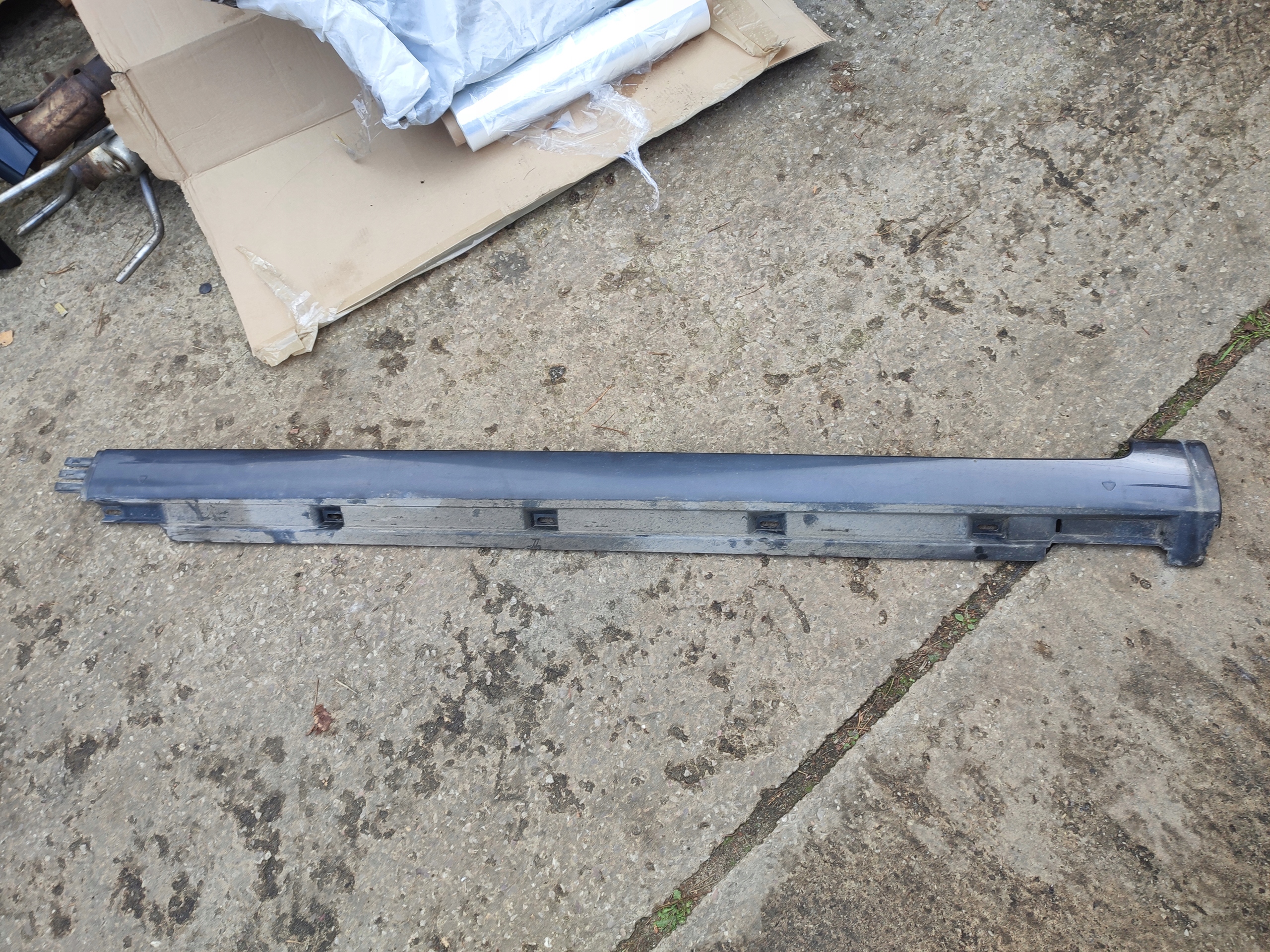 moulding threshold right volkswagen passat B7 LK7X