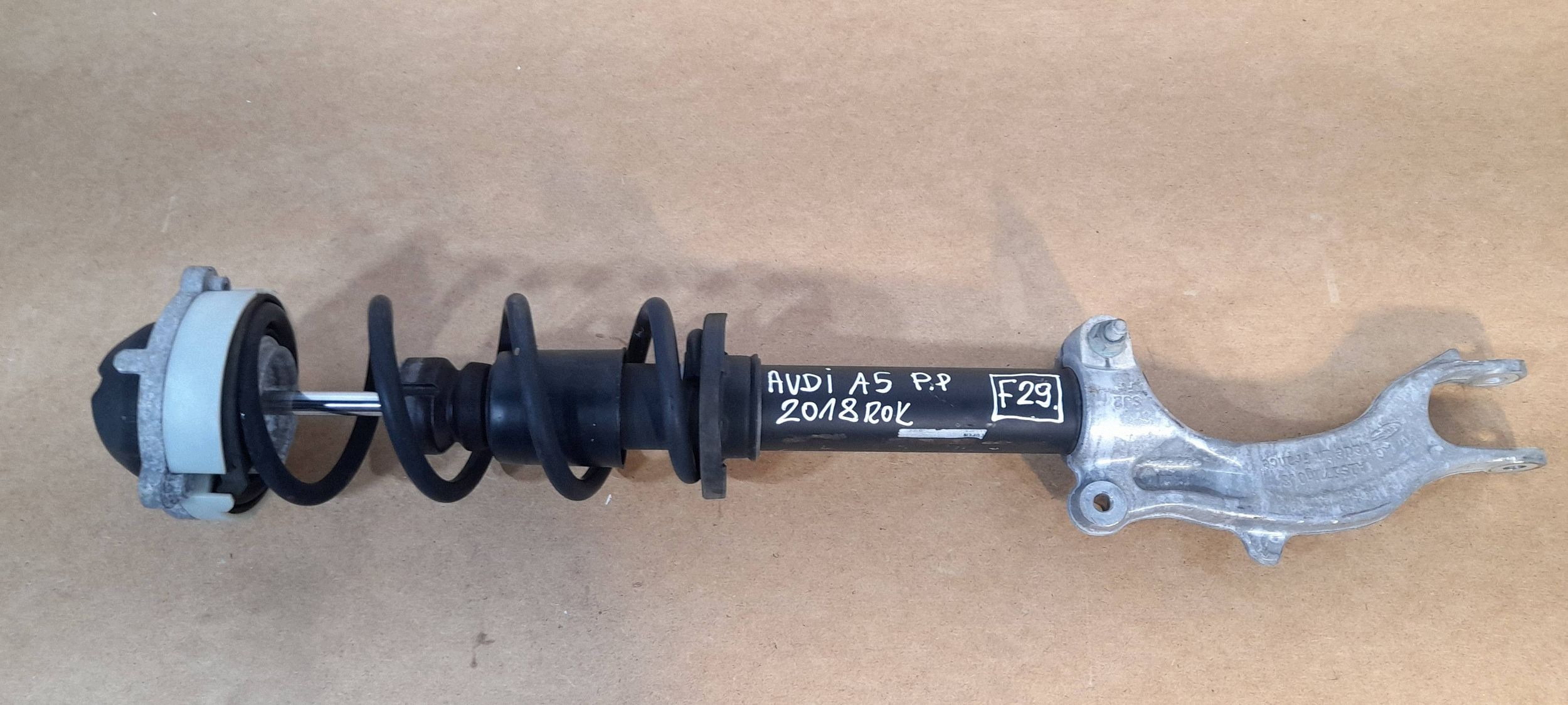 Audi A4 S4 B9 shock absorber right front ze spring 4M0412109A (F29)