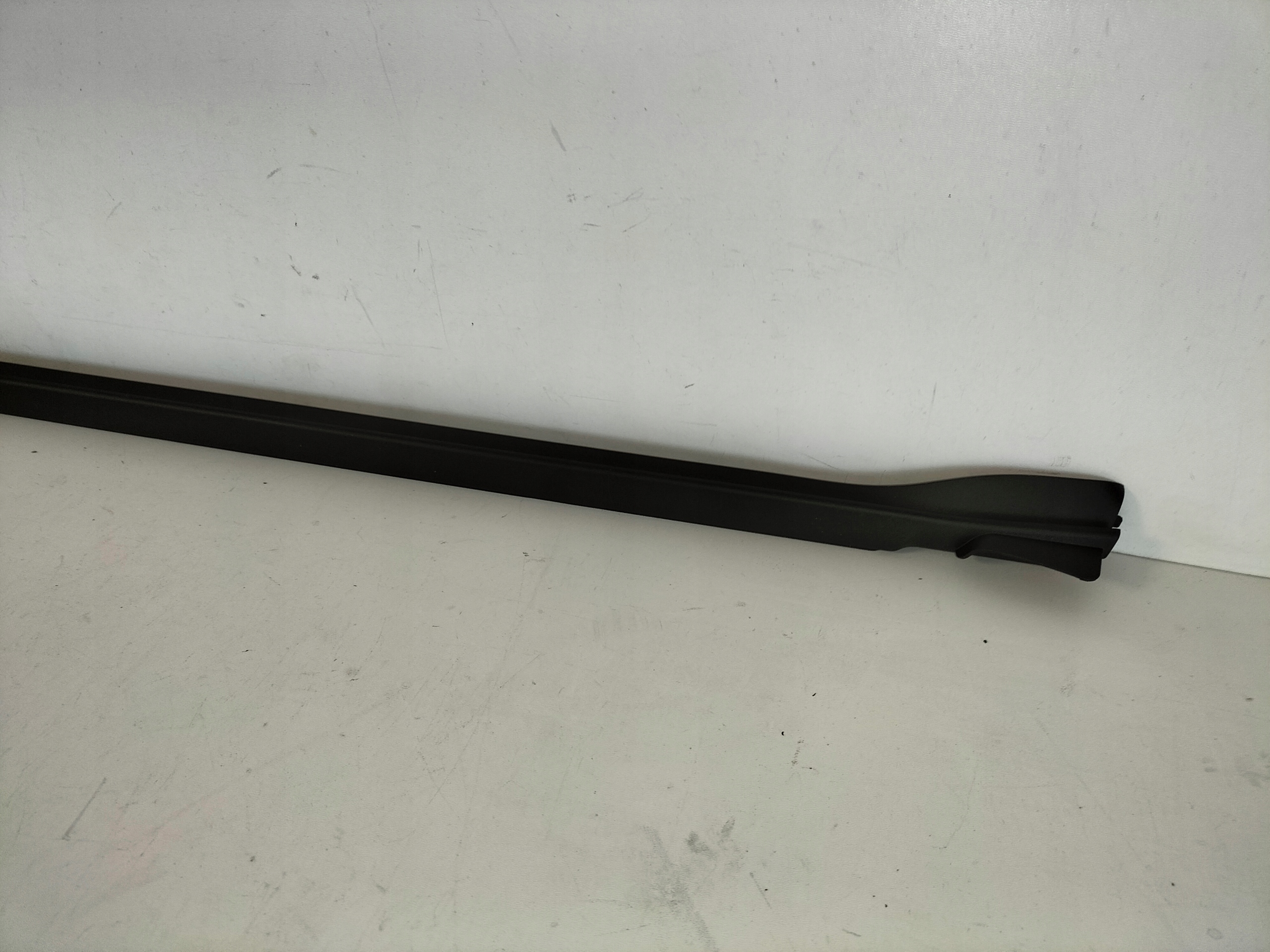 moulding windows przedniej czolowej right vertical BMW 2 G42 21