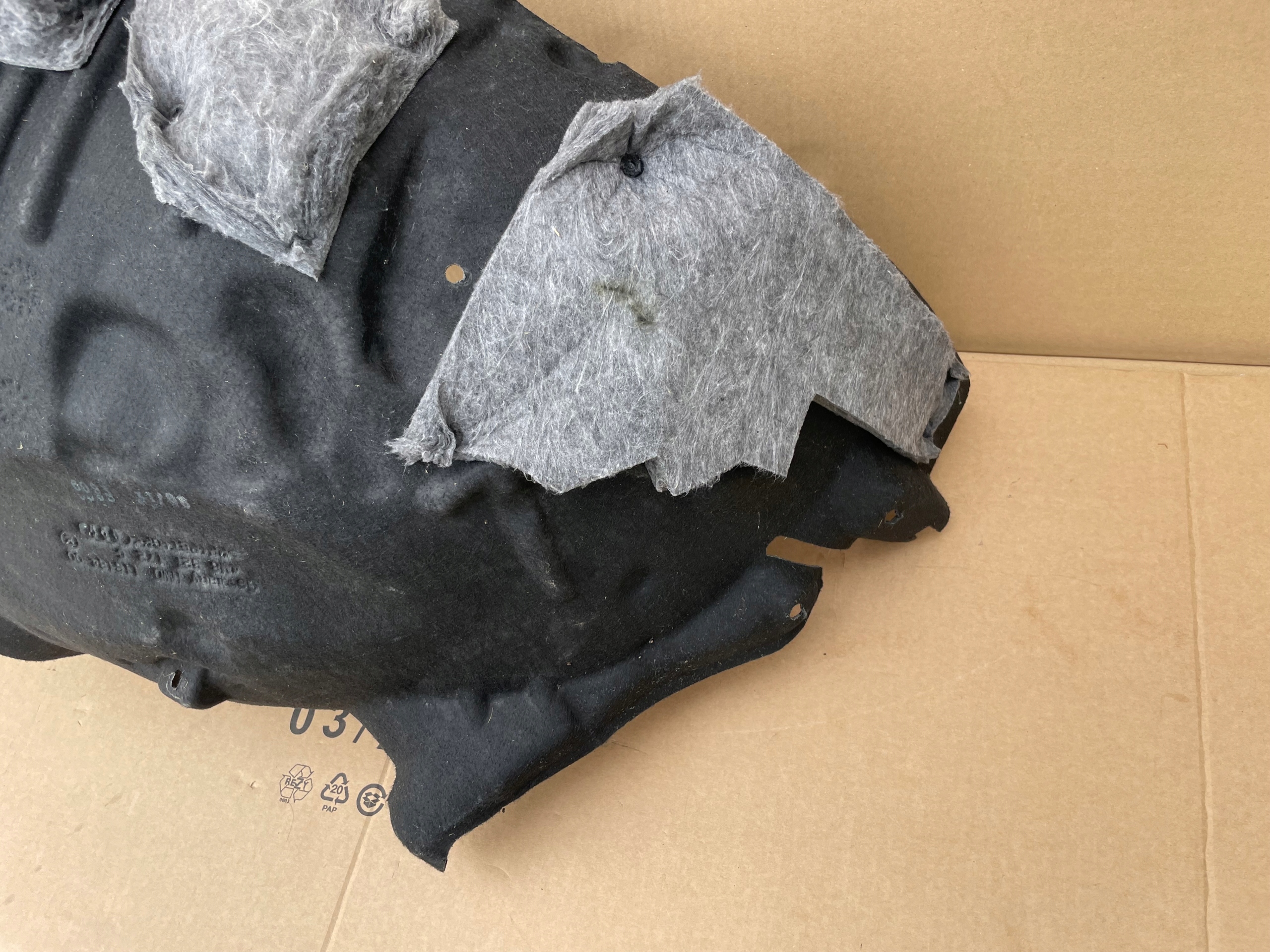 mudguard rear part right AUDI Q8 4M8821172G original IDEAL