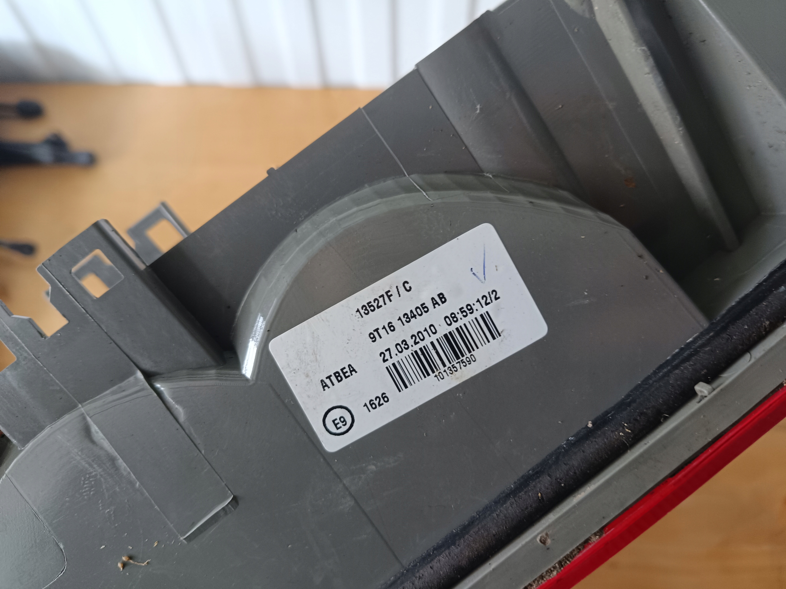 light rear part rear left Ford Transit Connect 9T1613405AB