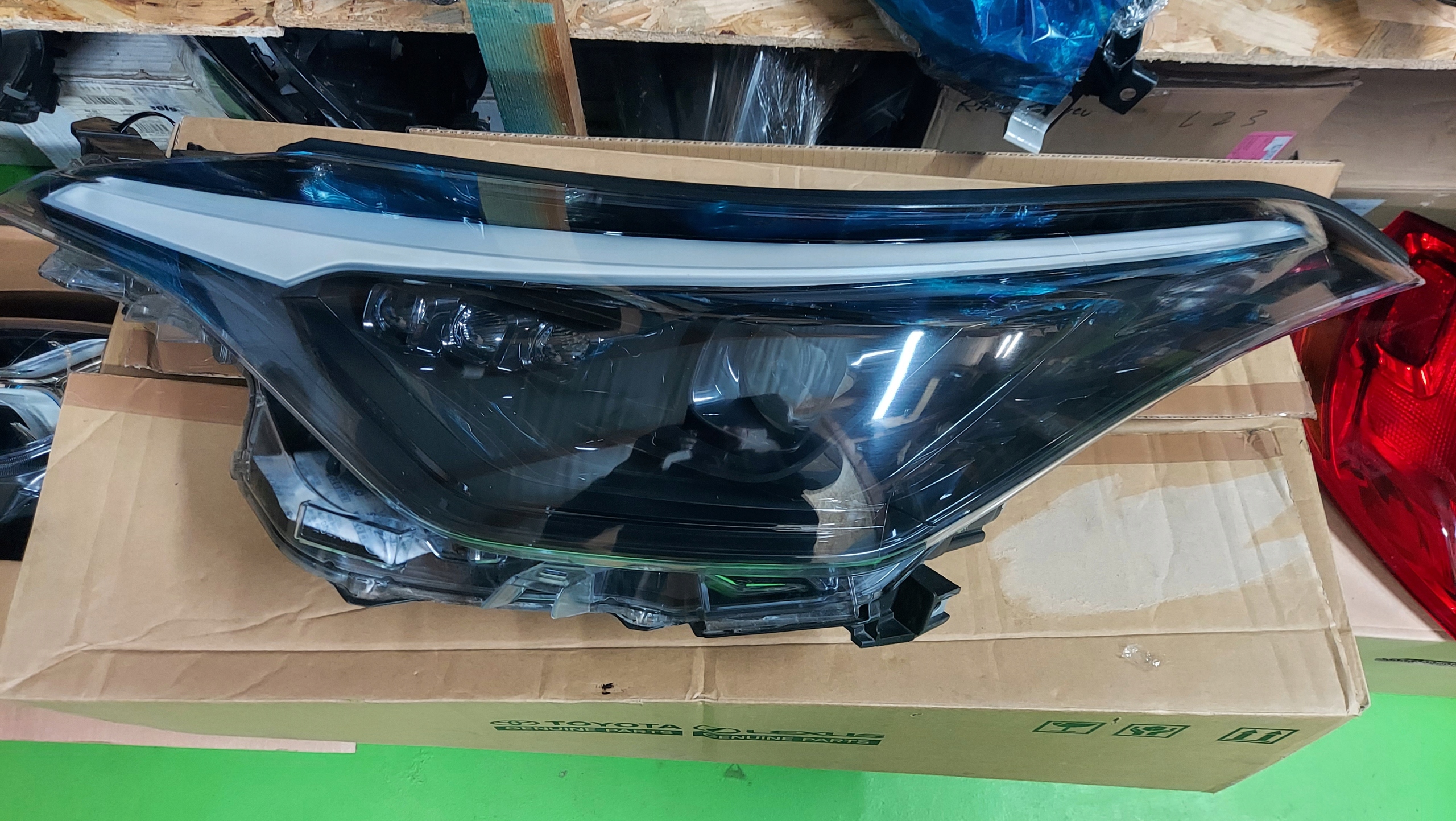 Frontscheinwerfer Toyota C-HR X20 80CHR22LFU LED Links Scheinwerfer Headlight - Thumbnail 1