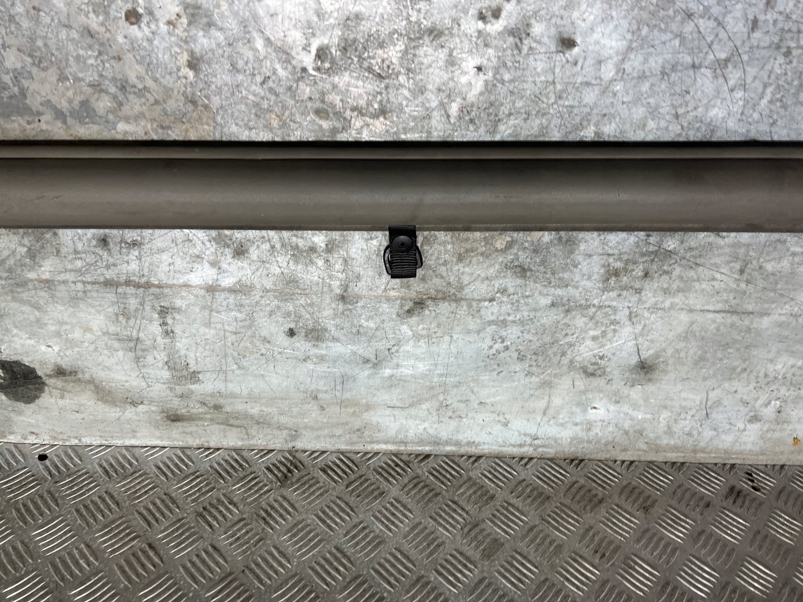 renault ESPACE IV 02-12 ролета багажника оригинал