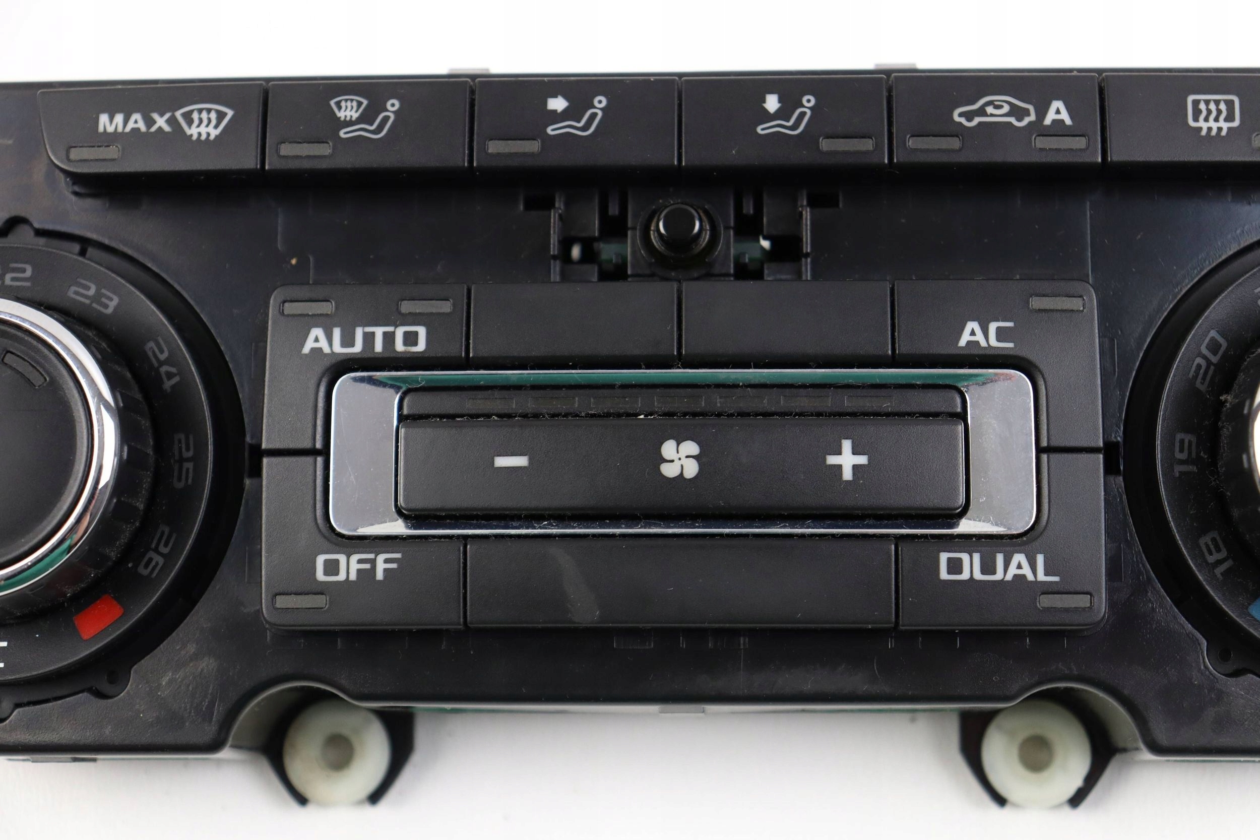 SKODA OCTAVIA II SUPERB II Unite commande clima Bouches buses 3T0907044BE