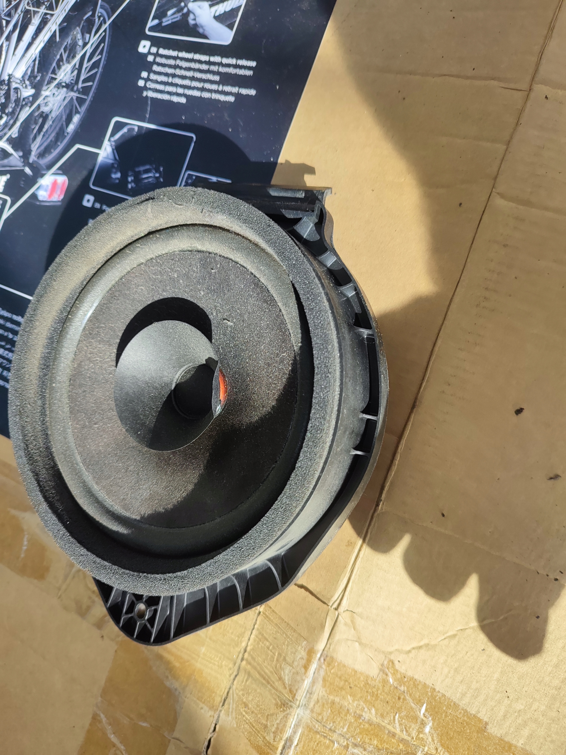 speaker door left rear part left rear OPEL ASTRA J
