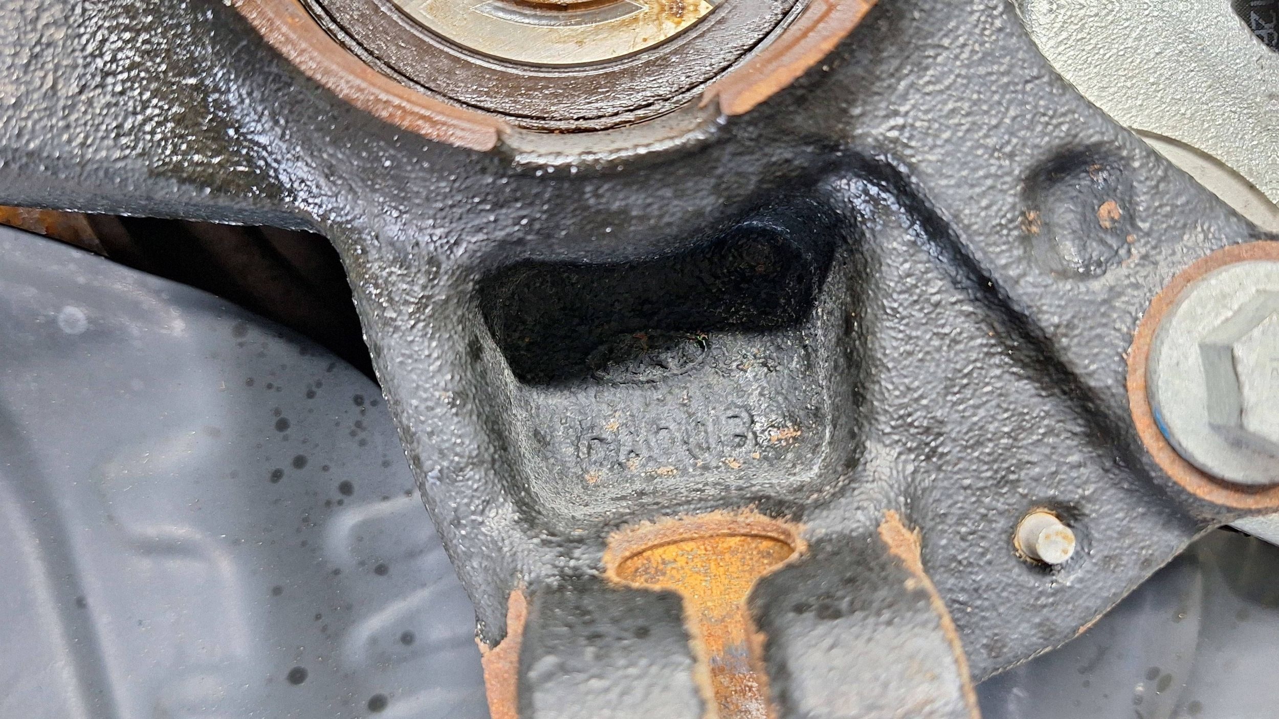 otoč čepu levá předek JX6C-3K171-D1A FORD FOCUS MK4 1.0 ECOBOOST