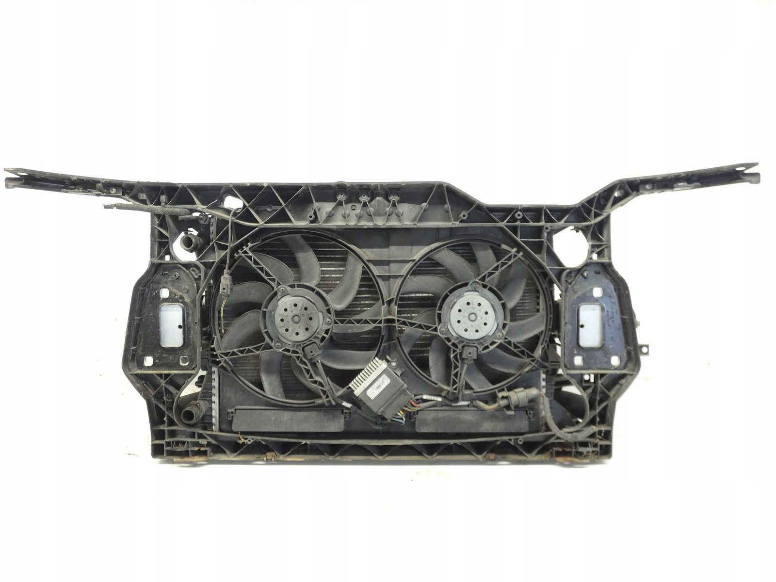 support panel for radiators pillar iron radiator AUDI A4 B8 LIFT 12-15R 2.0 TDI