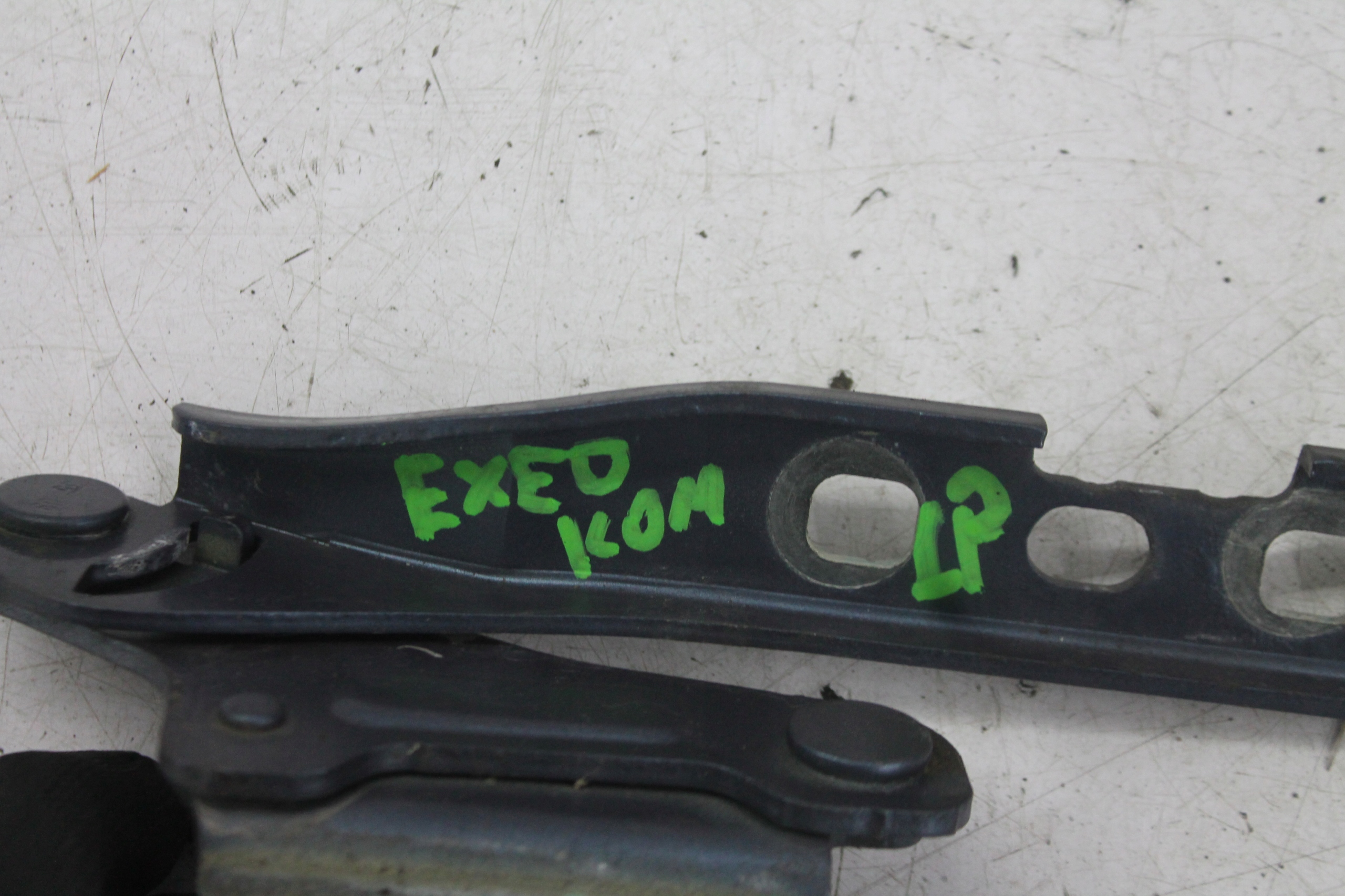 hinge bonnet hinges KOMPLET SEAT EXEO LW5S 08-13