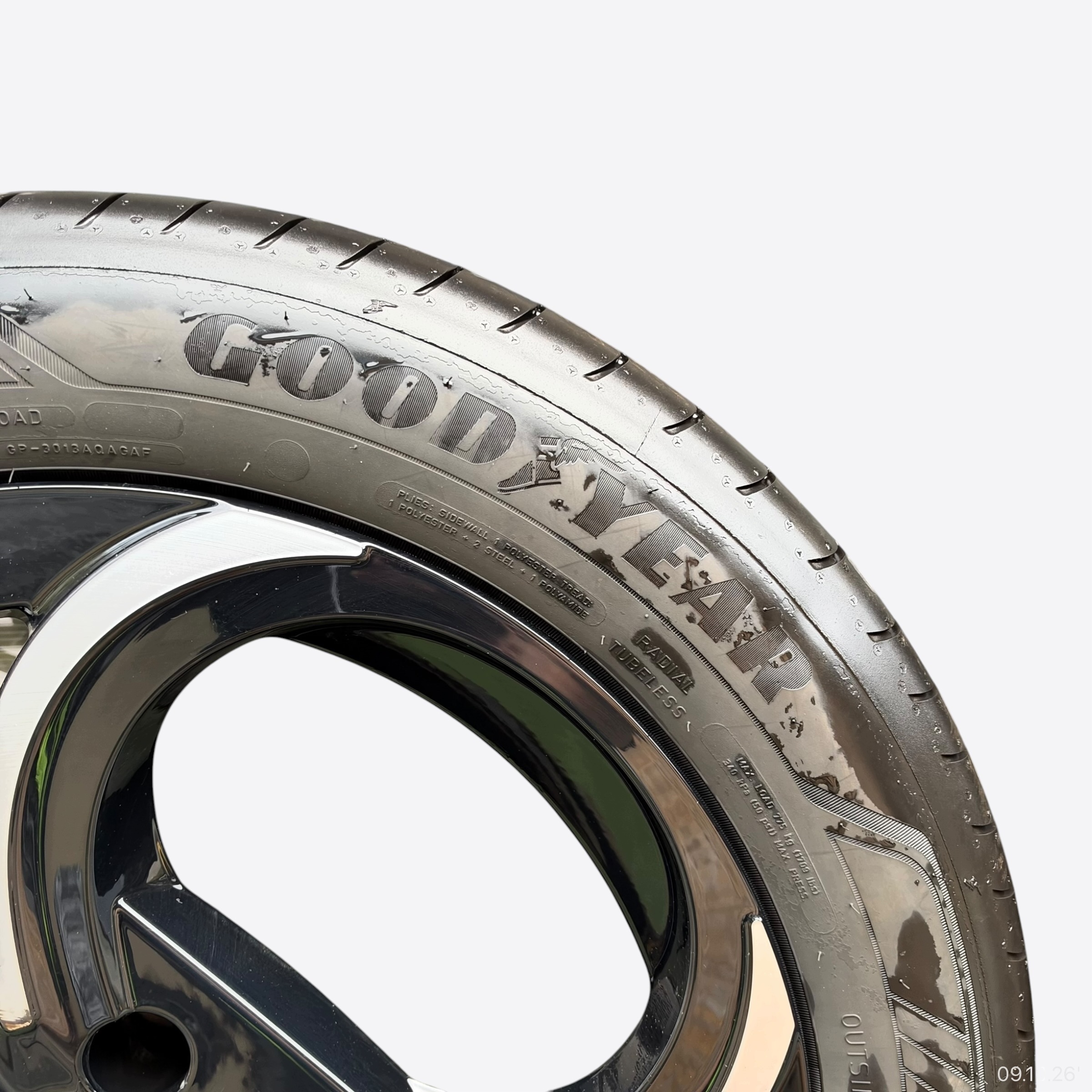 wheels tyres discs ALFA ROMEO JUNIOR GOODYEAR 215/55/18" 5MM summer