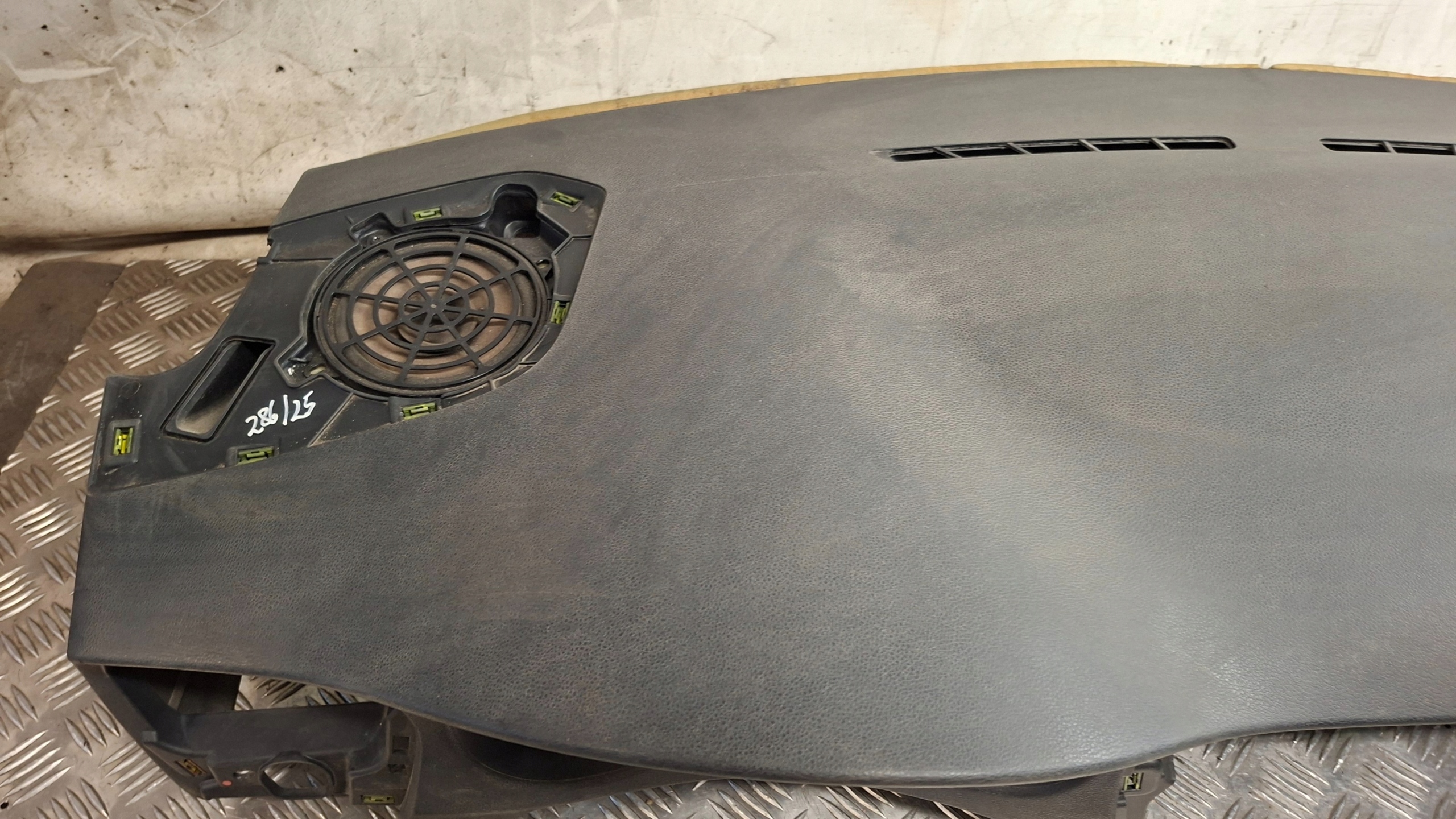 dashboard instrument panel PEUGEOT 301