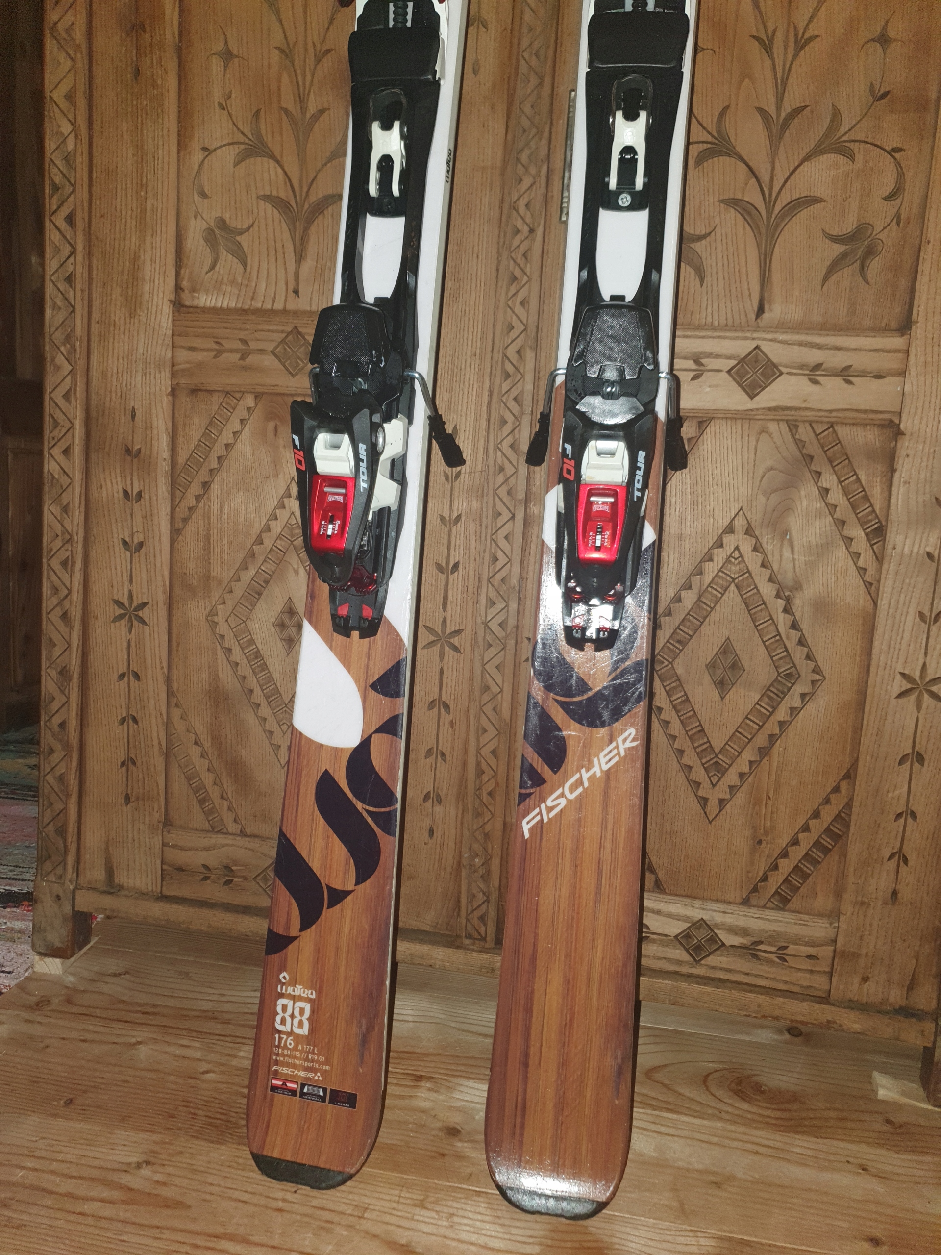 FISCHER WATEA 88 dł 176 cm / 128-88-115 / R= 19m z NOWYMI marker TOUR F 10 Rodzaj Męskie