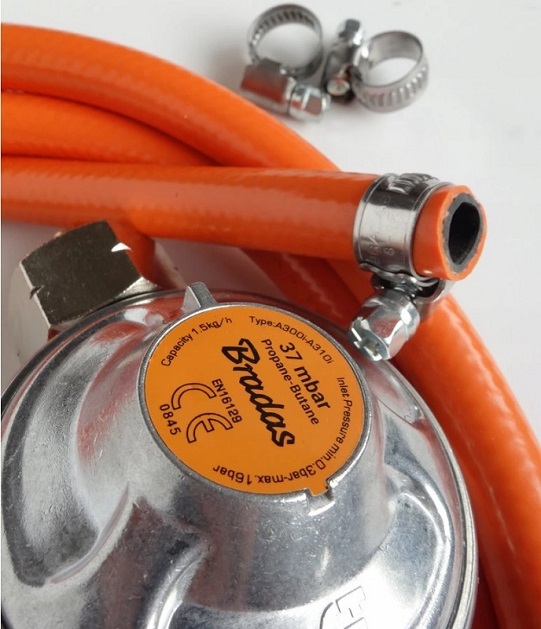 WĄŻ DO GAZU 2m REDUKTOR GAZOWY DO BUTLI 11KG OPASKI BRADAS ZESTAW KOMPLET Kolor dominujący pomarańczowy