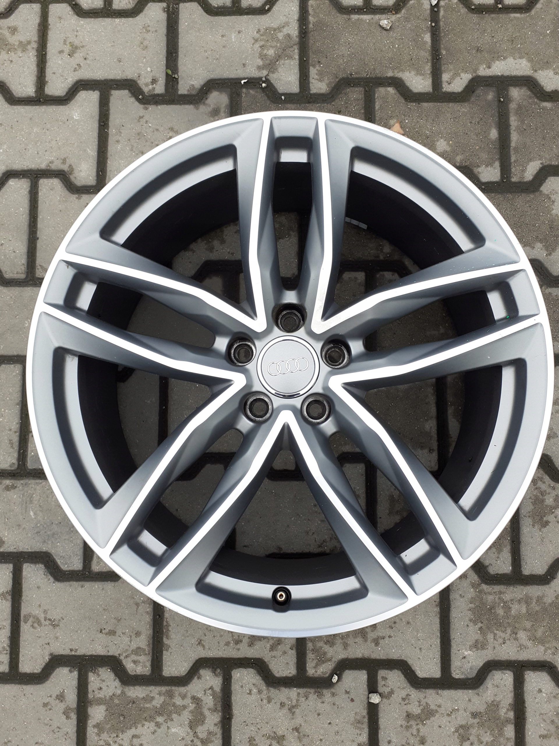 FELGA AUDI A6 A7 4G9 8,5Jx20" ET43 STAN IDEALNY