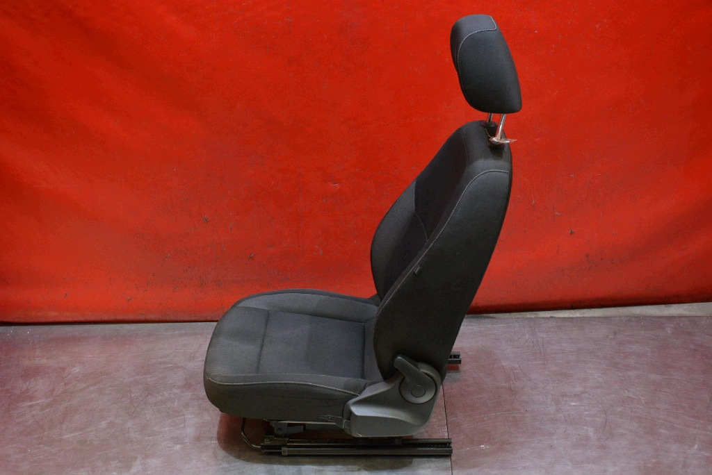 sitz links fahrer EU SKODA RAPID 12-17