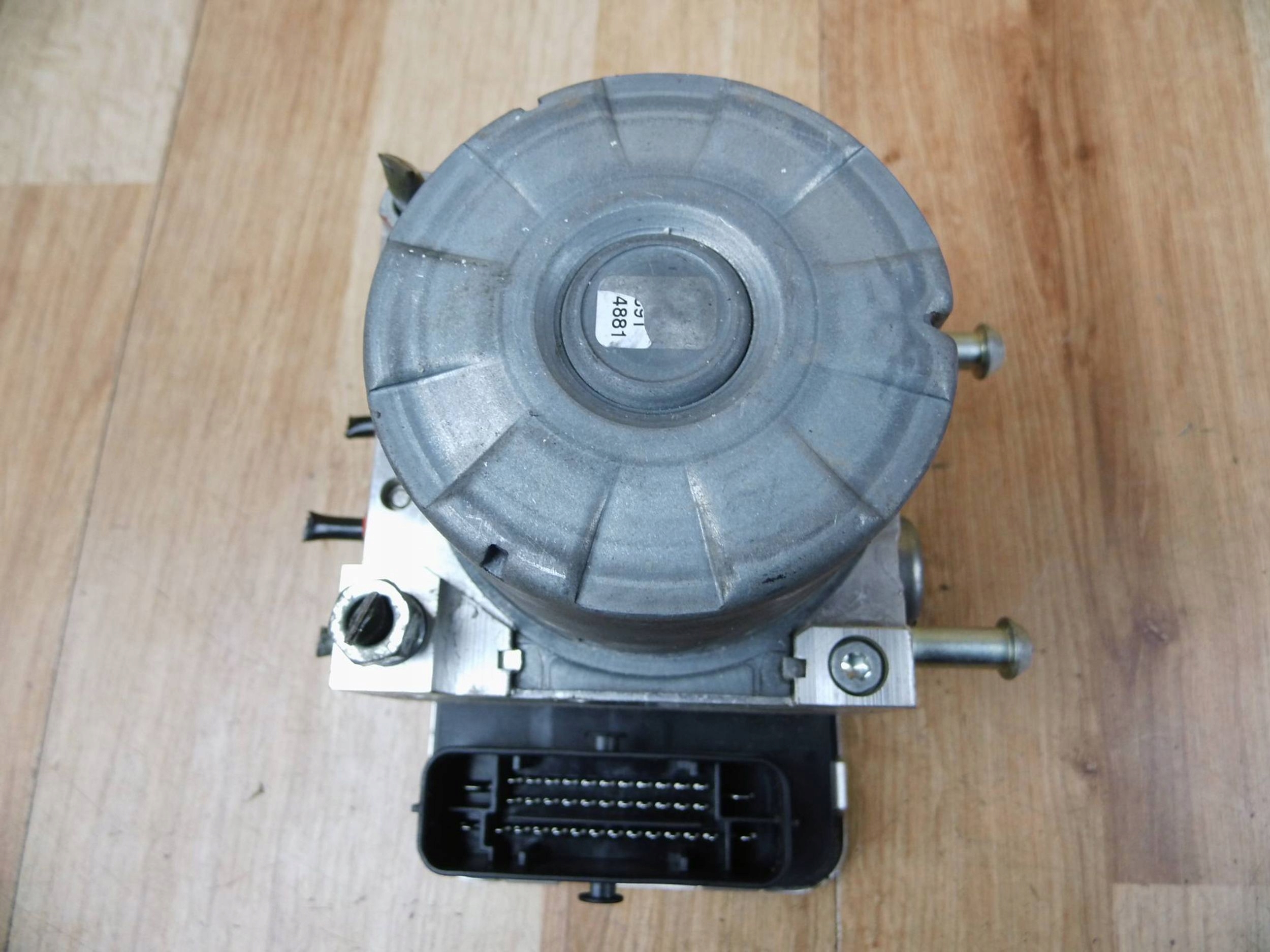 Mitsubishi Outlander III pump control unit ABS