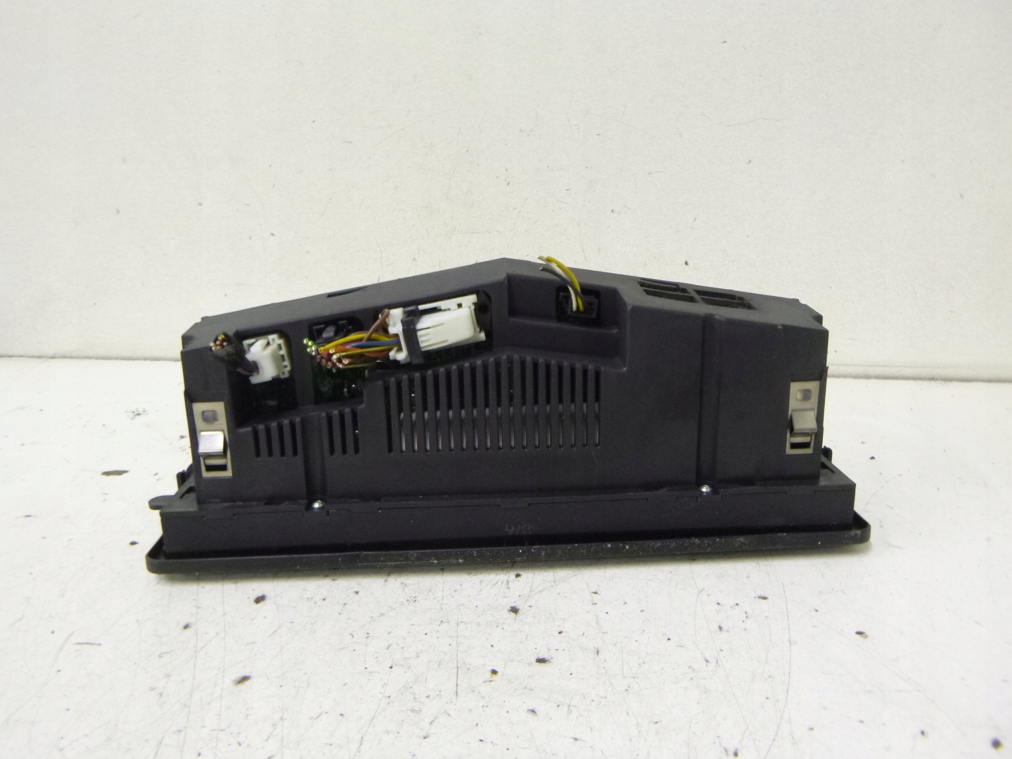 UNITE COMMANDE CLIMA BOUCHES BUSES BMW E46 LIFT 01R.