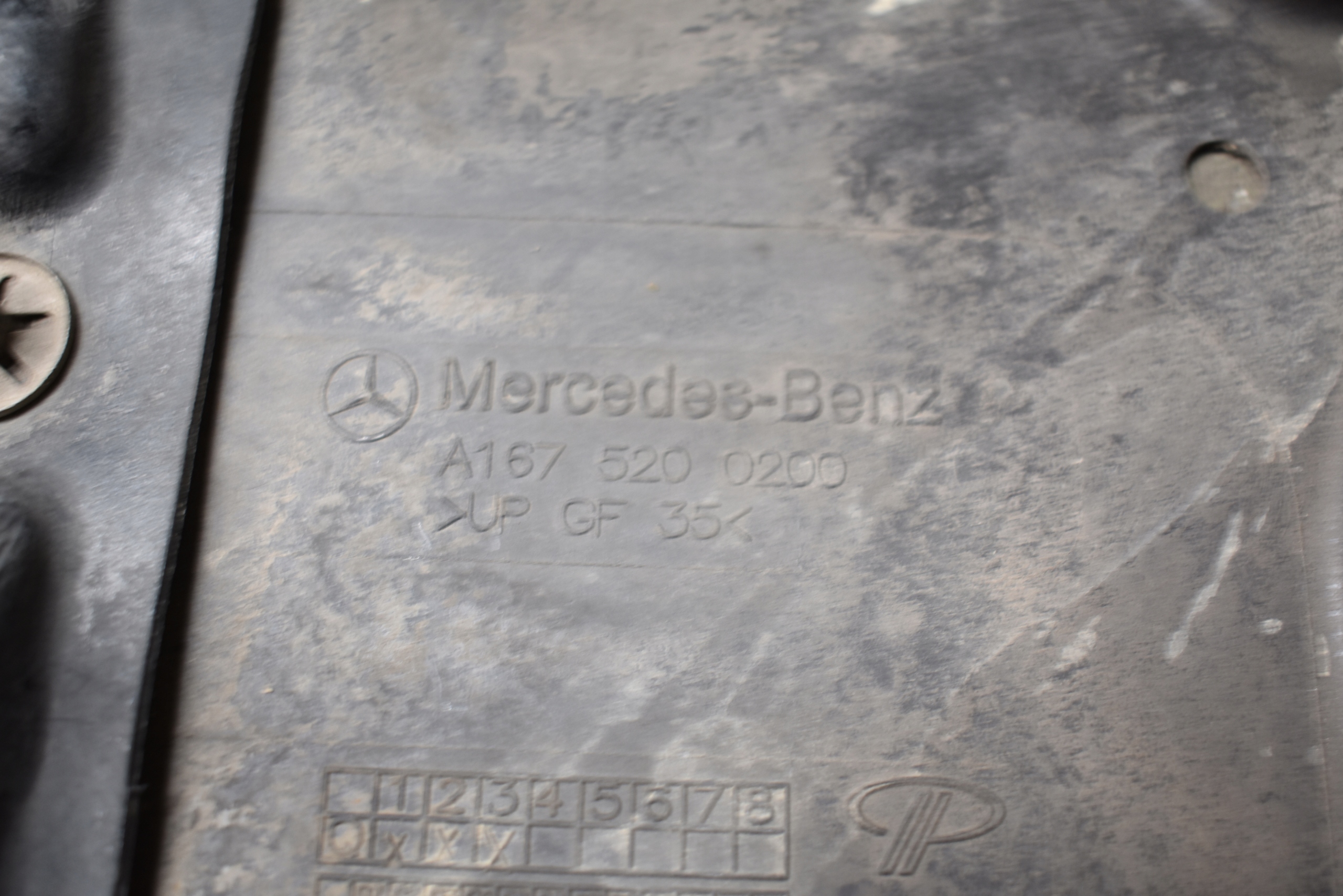 IDEALNA cover below engine MERCEDES W167 1