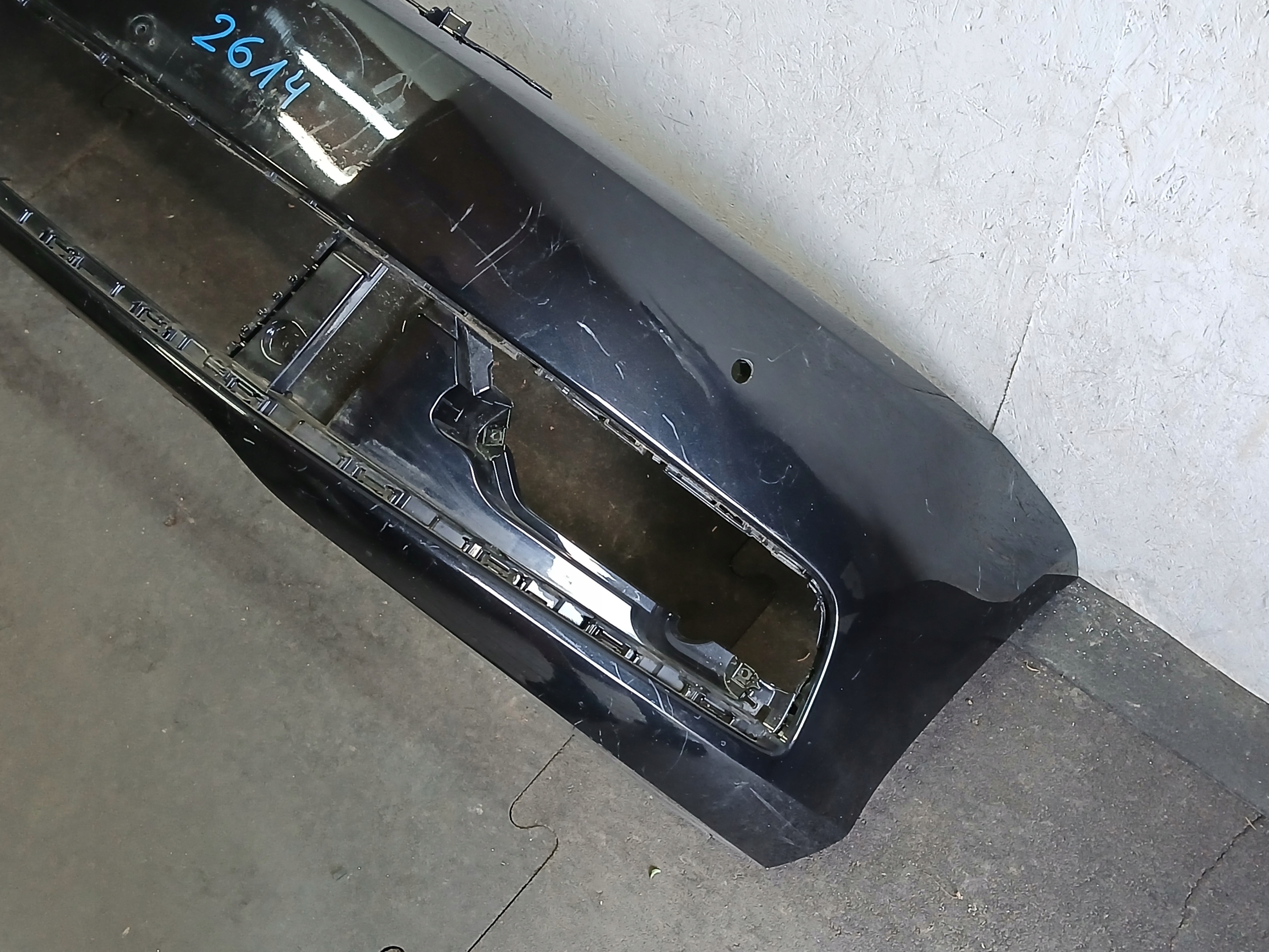 bumper front VW PASSAT B7