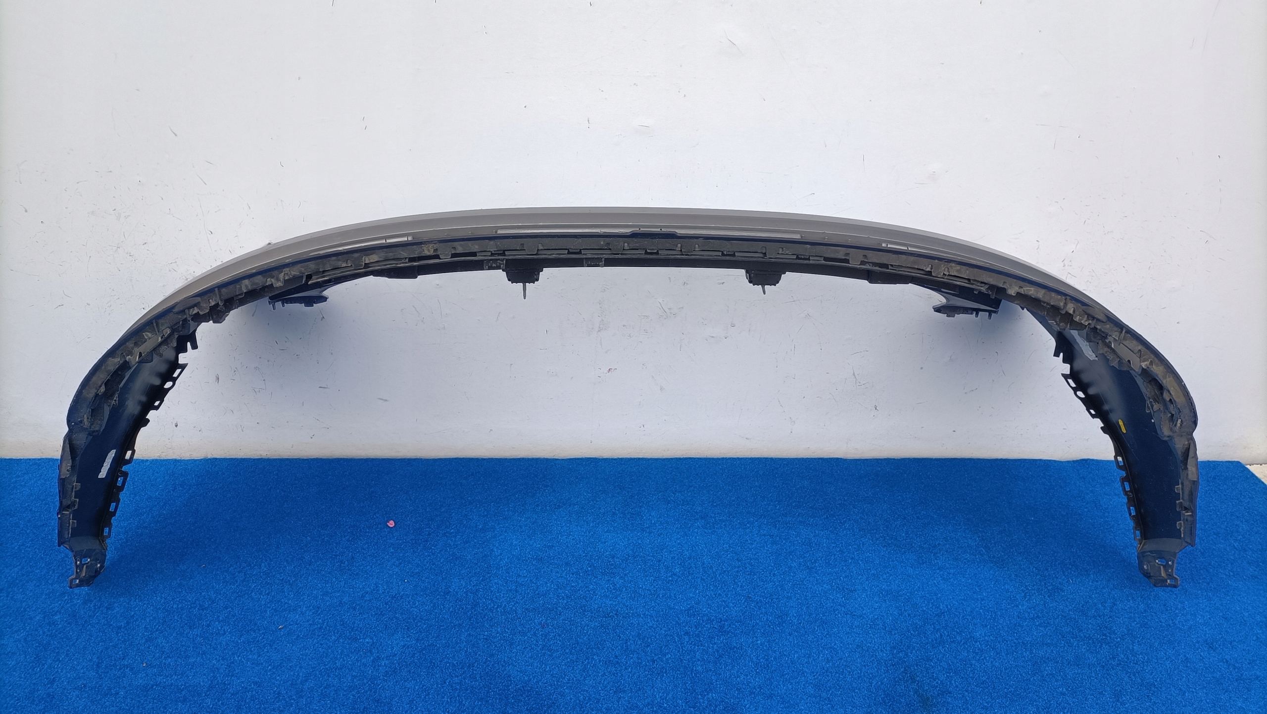 AUDI E-TRON 4KE bumper rear part rear 4KE807511 NB177