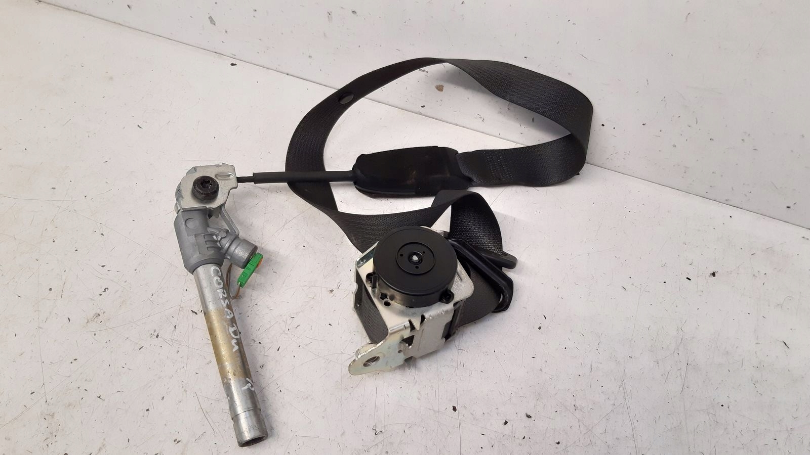 tension belt safety right front Opel Corsa D 1,2
