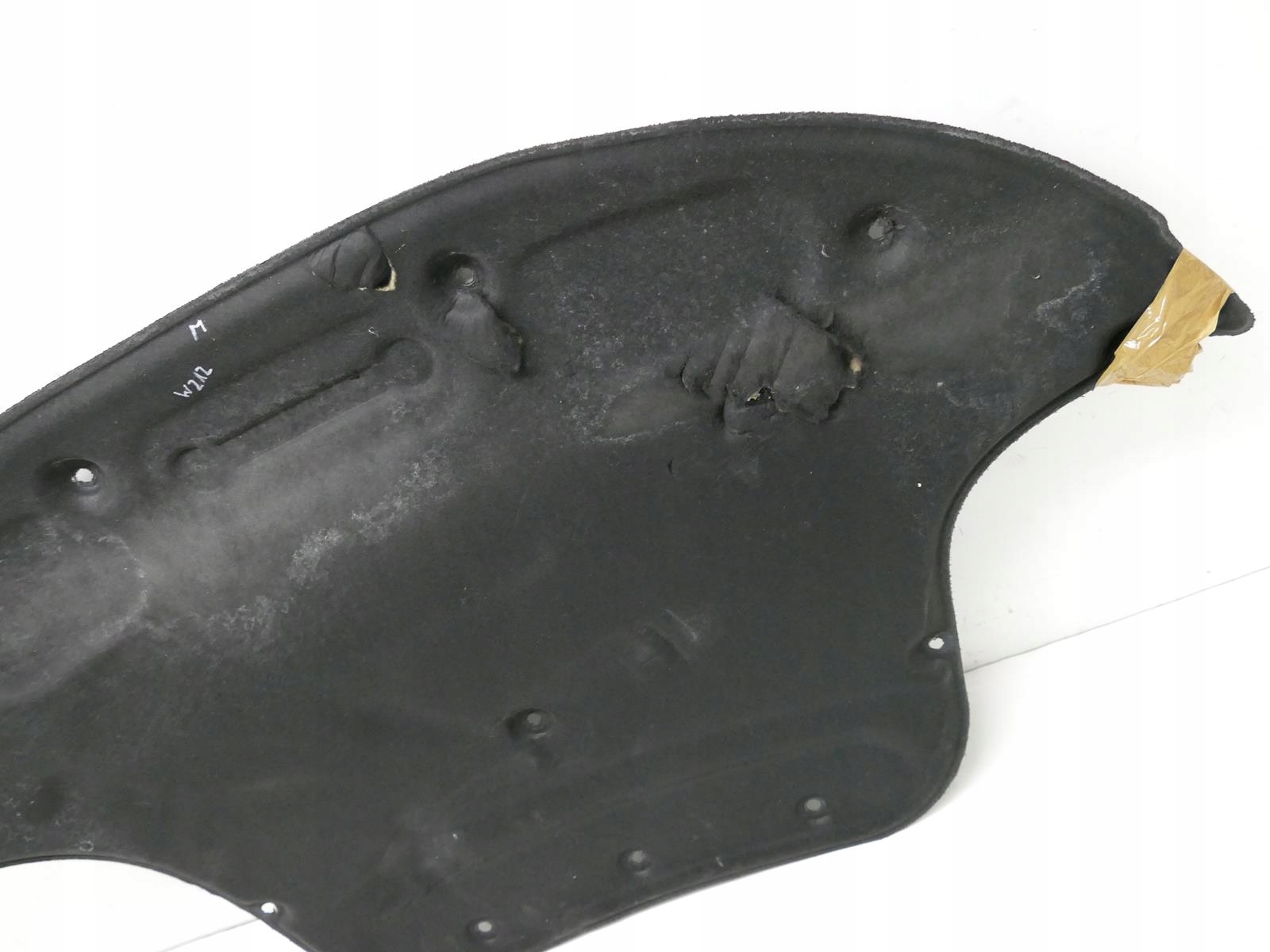 MERCEDES W212 LIFT Berline Insonorisation du capot SPINKI
