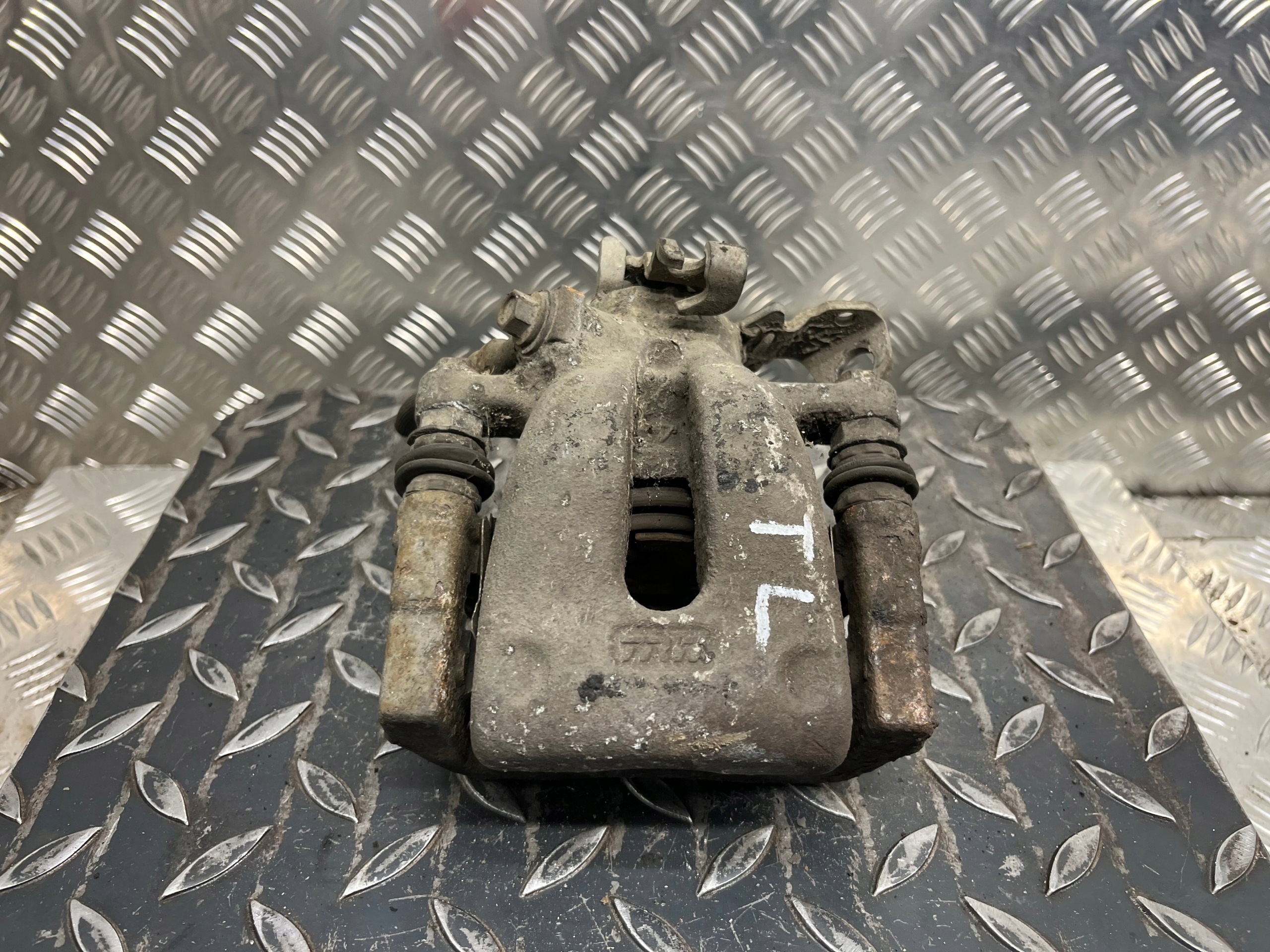 caliper brake left rear part rear OPEL ZAFIRA B