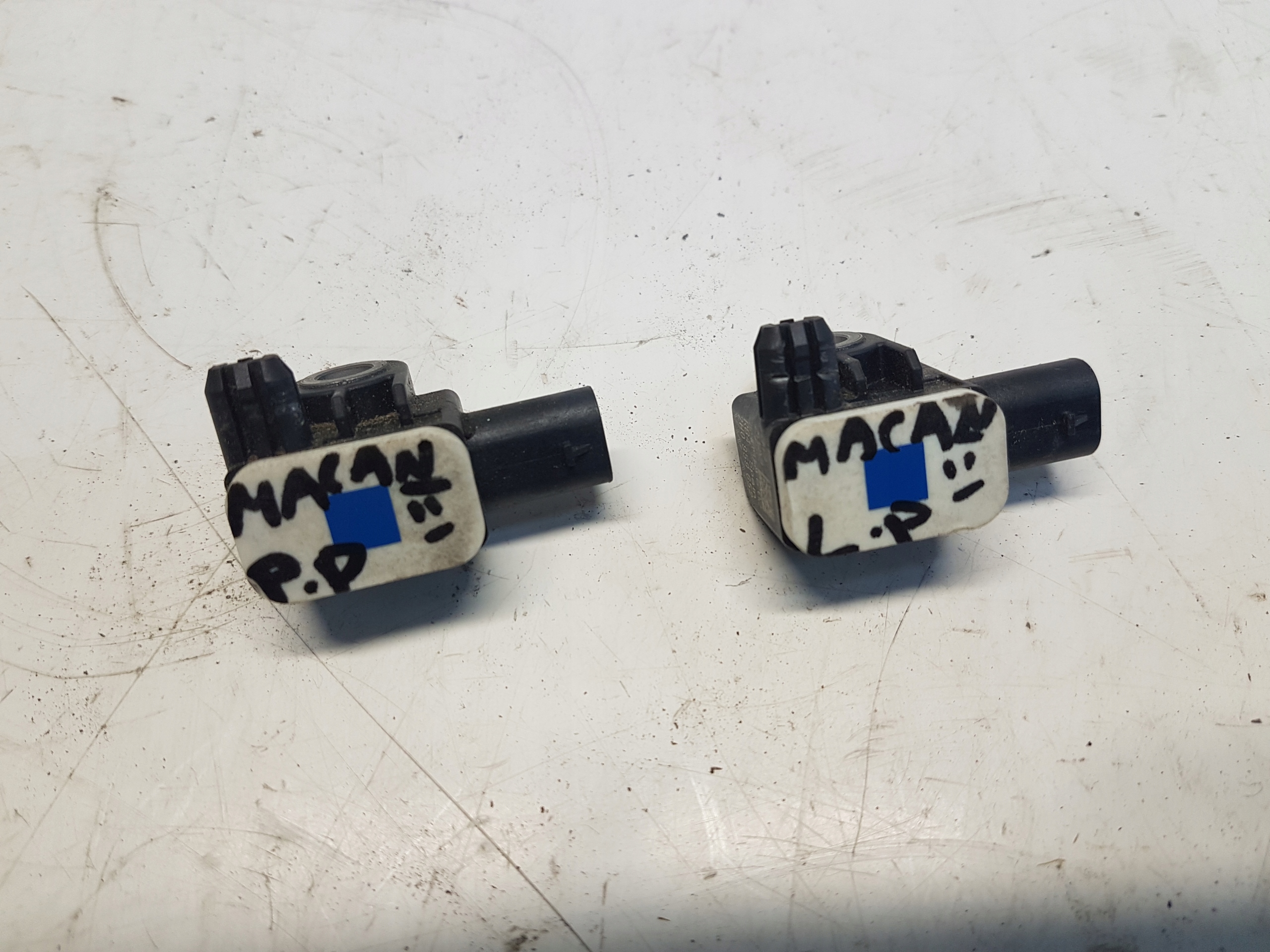 MACAN LIFT 95B Beschleunigungssensor Crashsensor 2H0959652