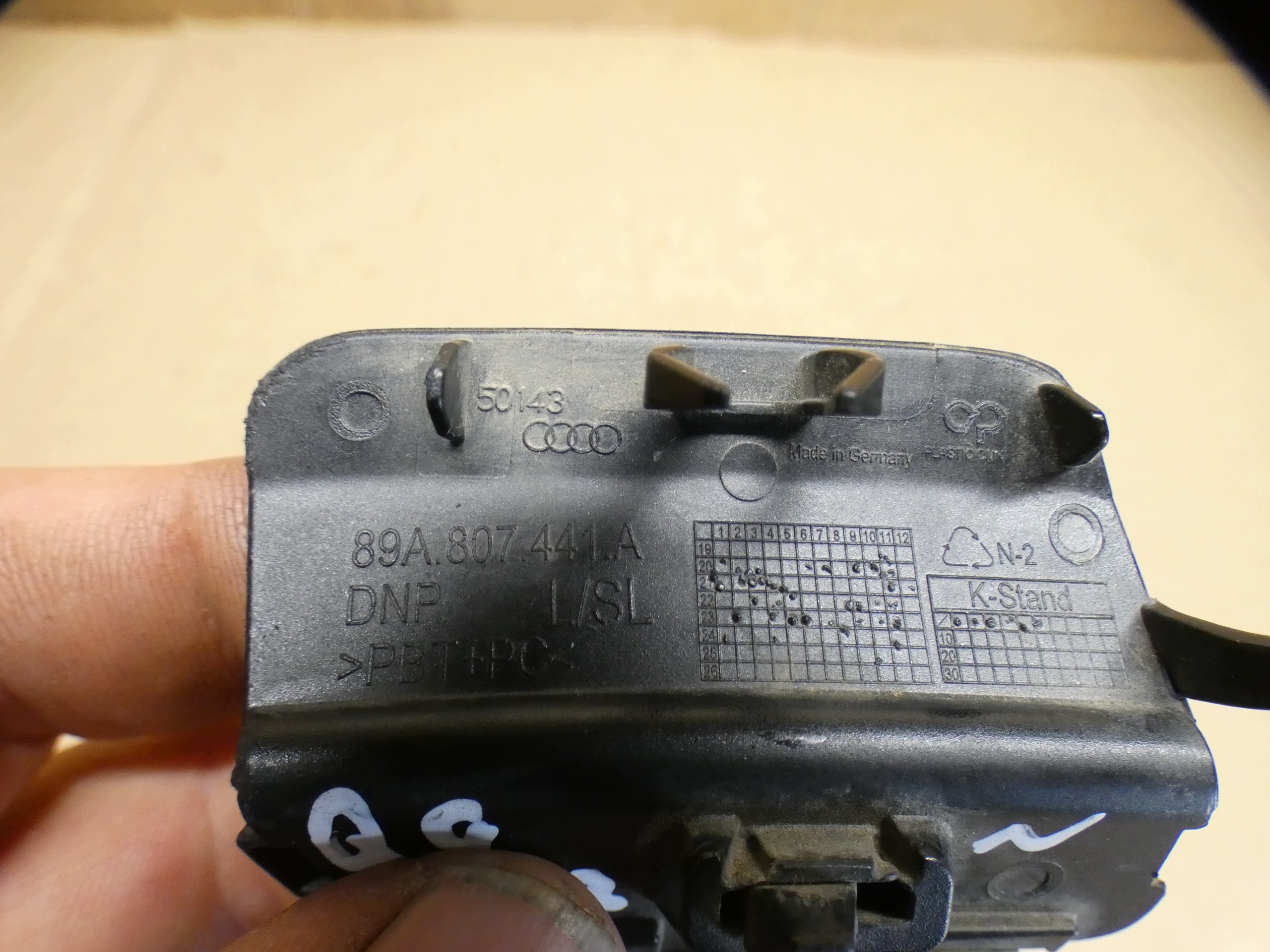 tappo gancio traino paraurti posteriore audi q4 e-tron 89a