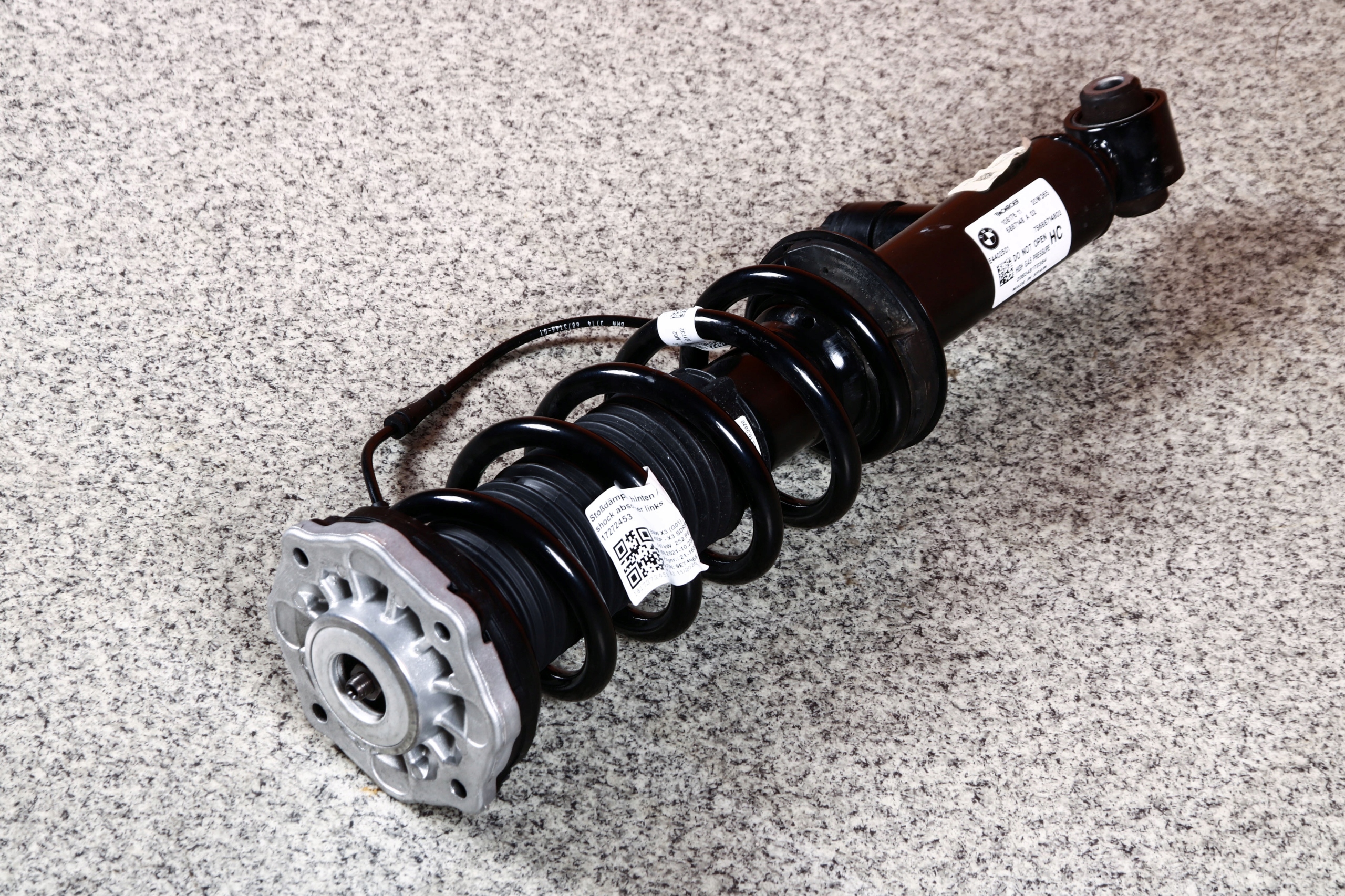 BMW X3 G01 shock absorber right left rear part rear VDC 6887148 5464 km !!!